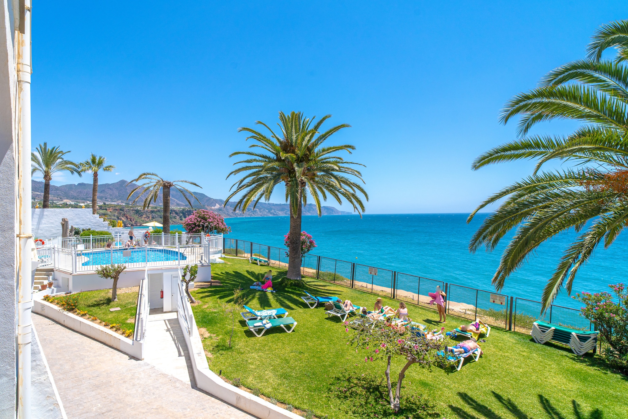 Tuhillo E1 Luxury Seaview by Casasol-Vue d'été