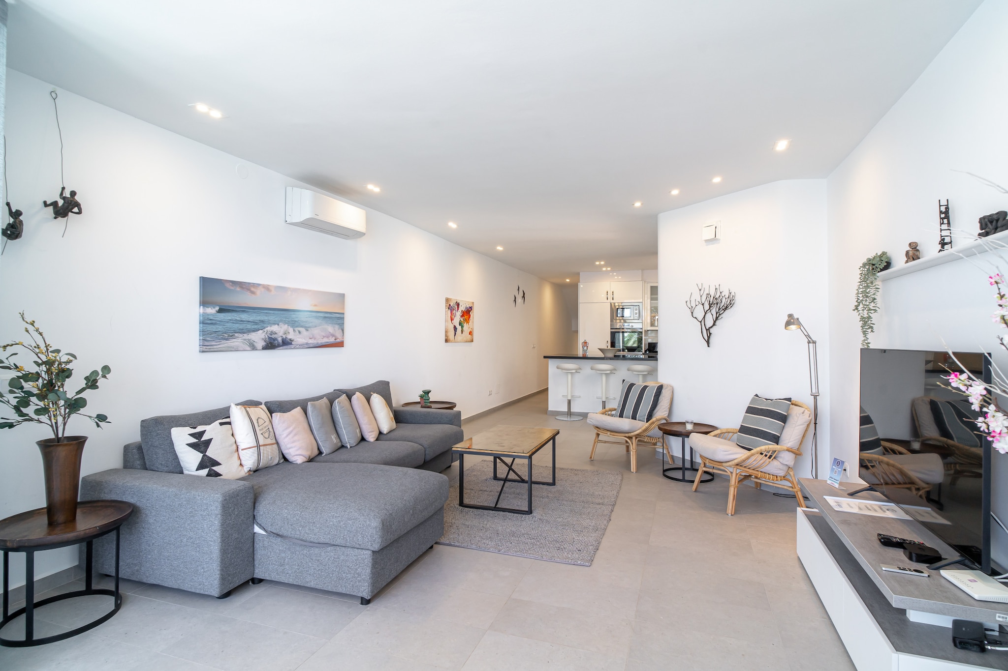 Tuhillo E1 Luxury Seaview by Casasol-Salon