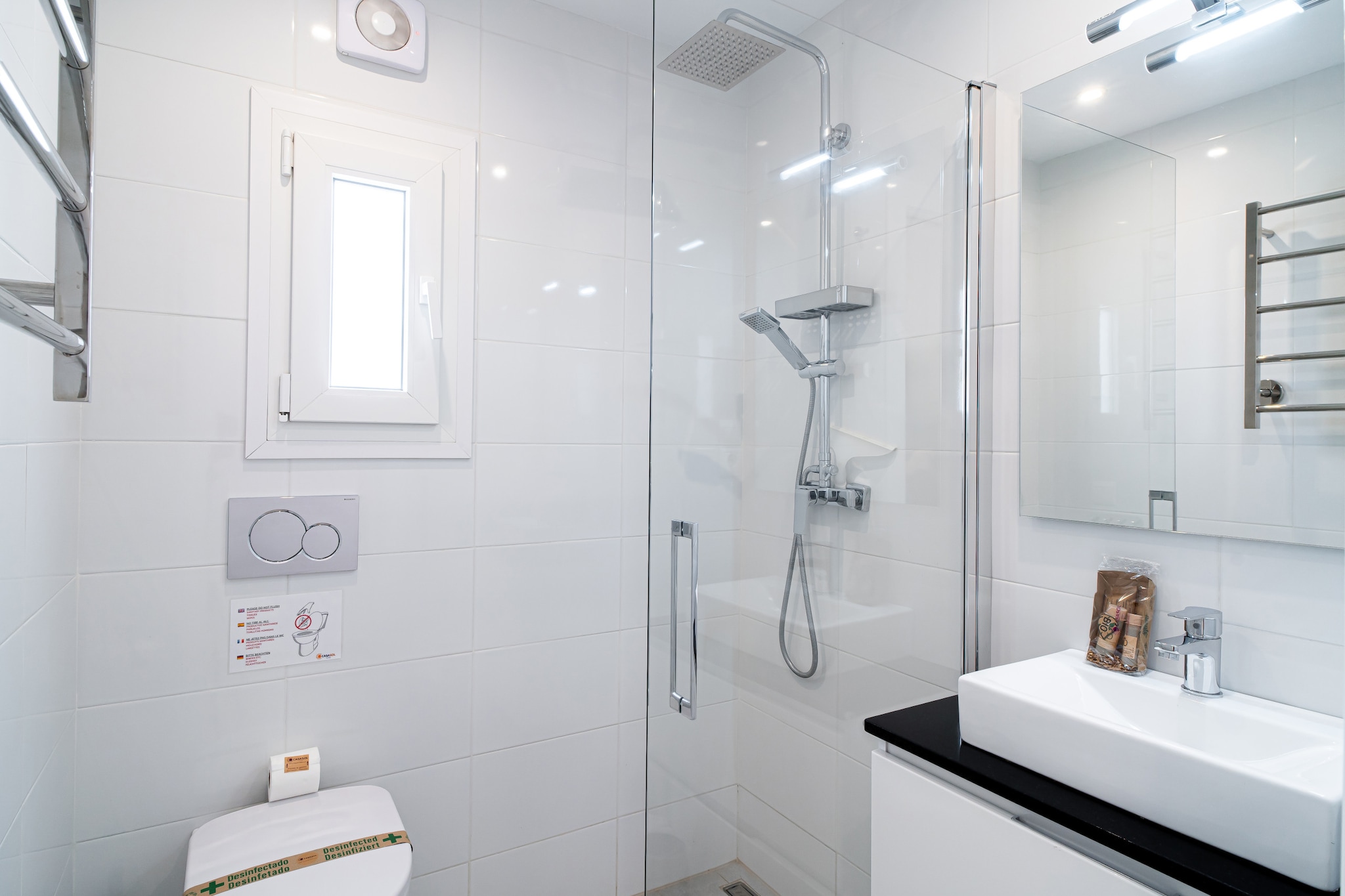 Tuhillo E1 Luxury Seaview by Casasol-Salle de bain