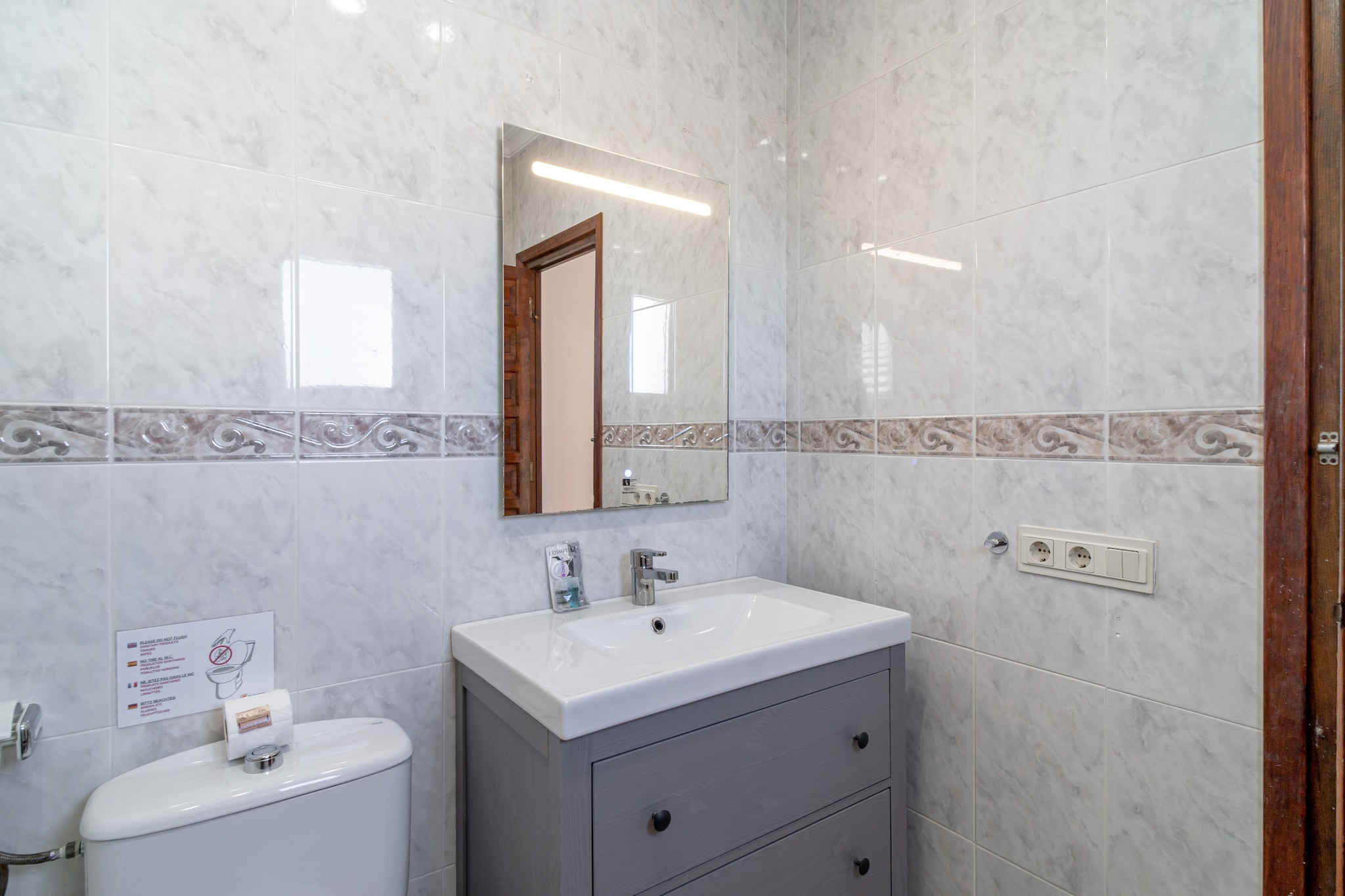 Villa Caritas Punta Lara by Casasol-Badkamer
