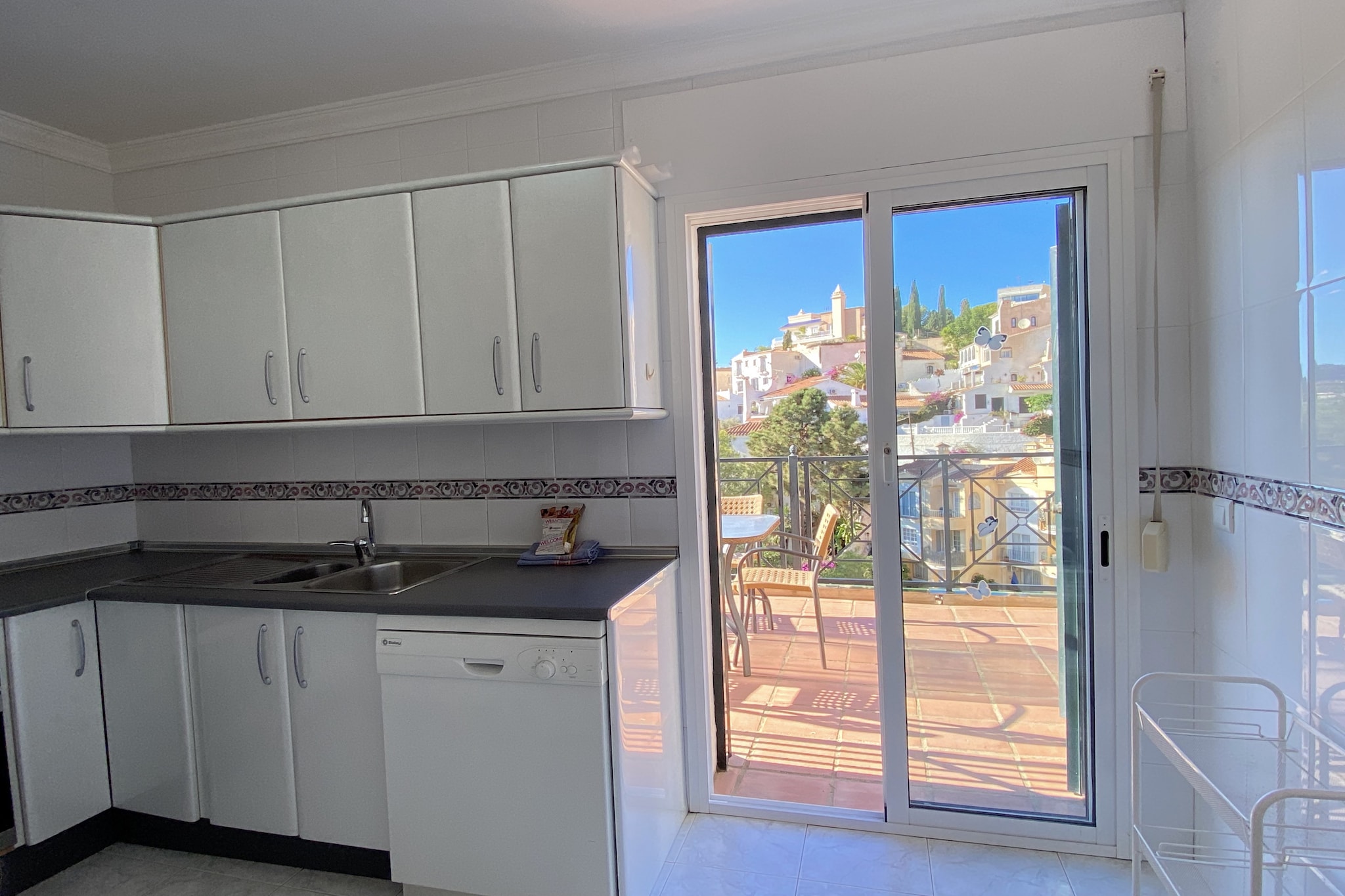 Villa Lucena Private Pool by Casasol-Cuisine