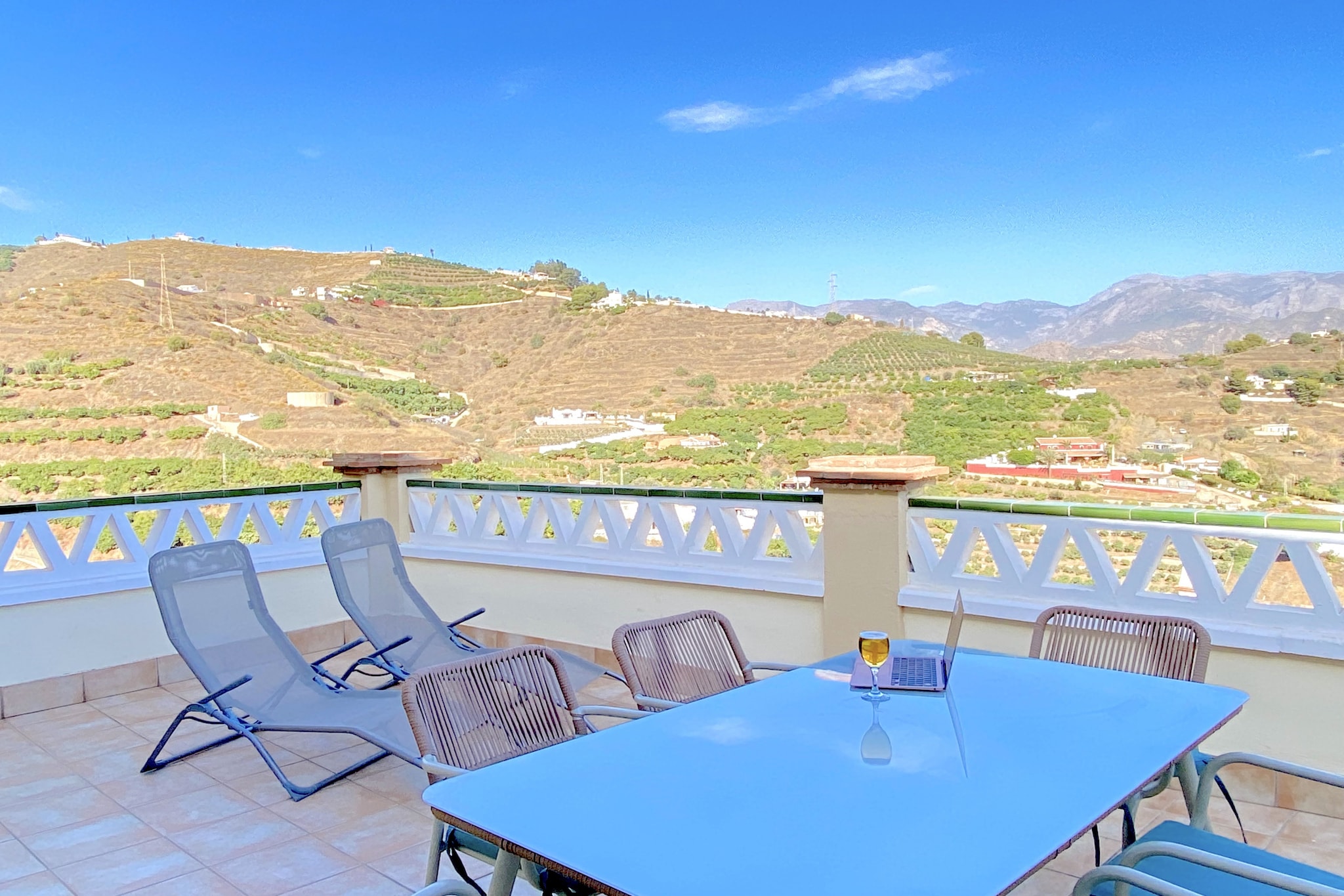 Tamango Hill Alcazaba A 1B by Casasol-Terrasse