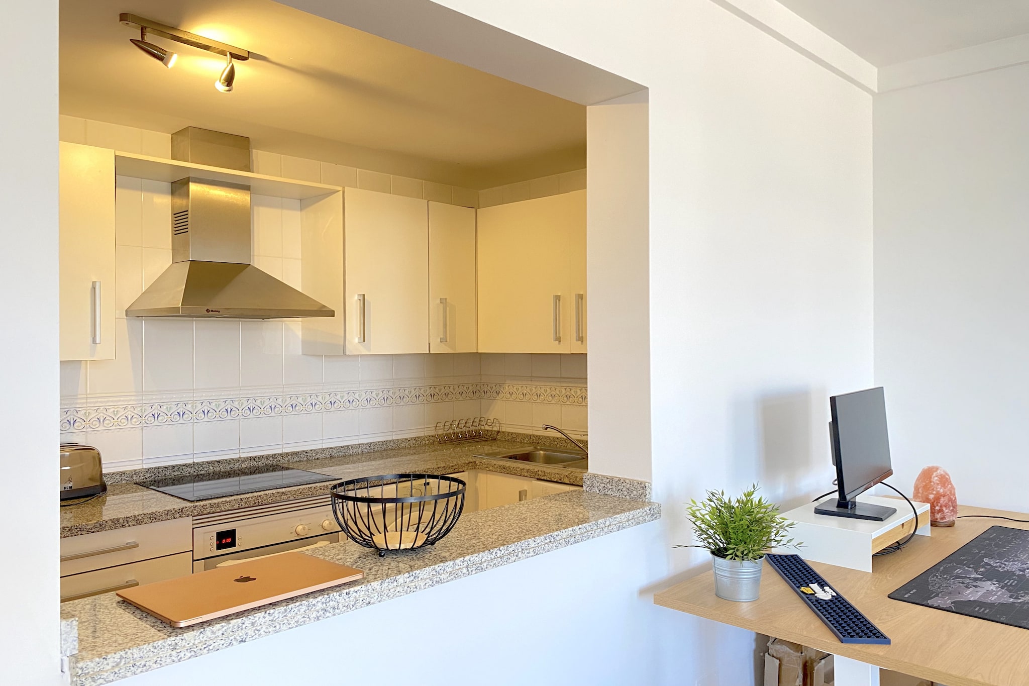 Tamango Hill Alcazaba A 1B by Casasol-Cuisine