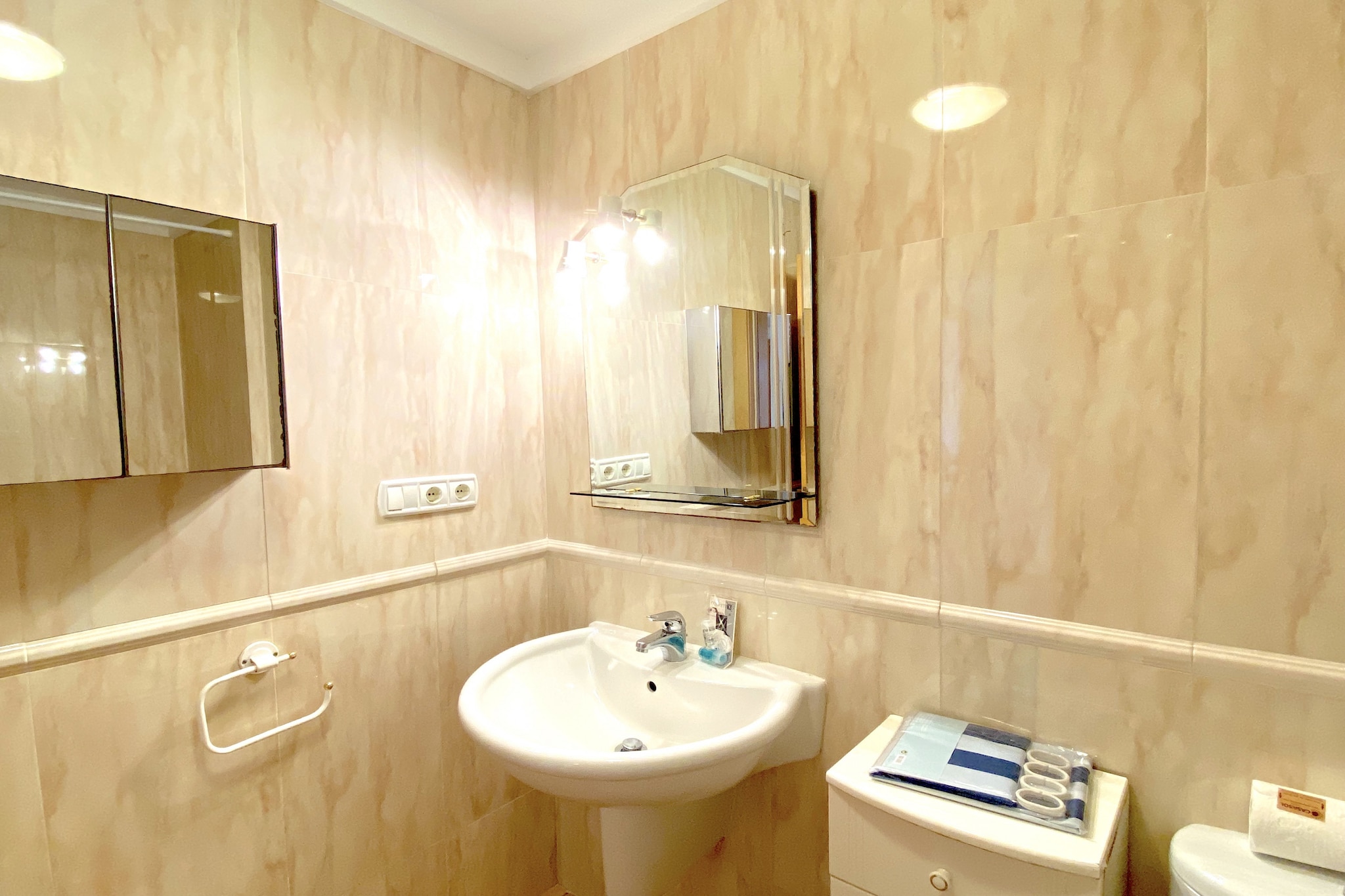 Tamango Hill Alcazaba A 1B by Casasol-Salle de bain
