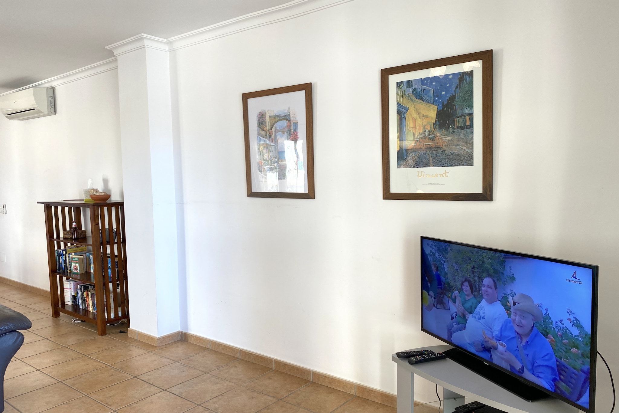 Milenio 1H Apartment by Casasol-Salon
