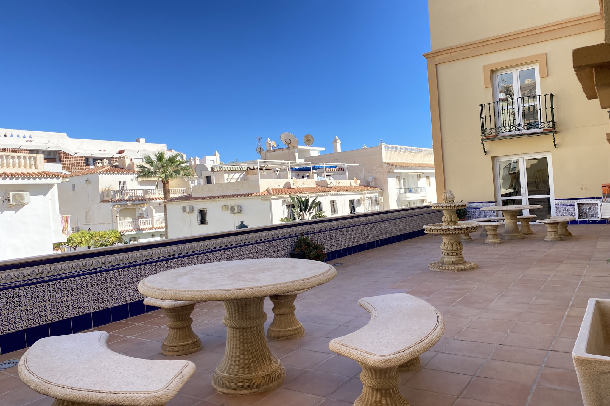 Milenio 1H Apartment by Casasol-Balcon-terrasse