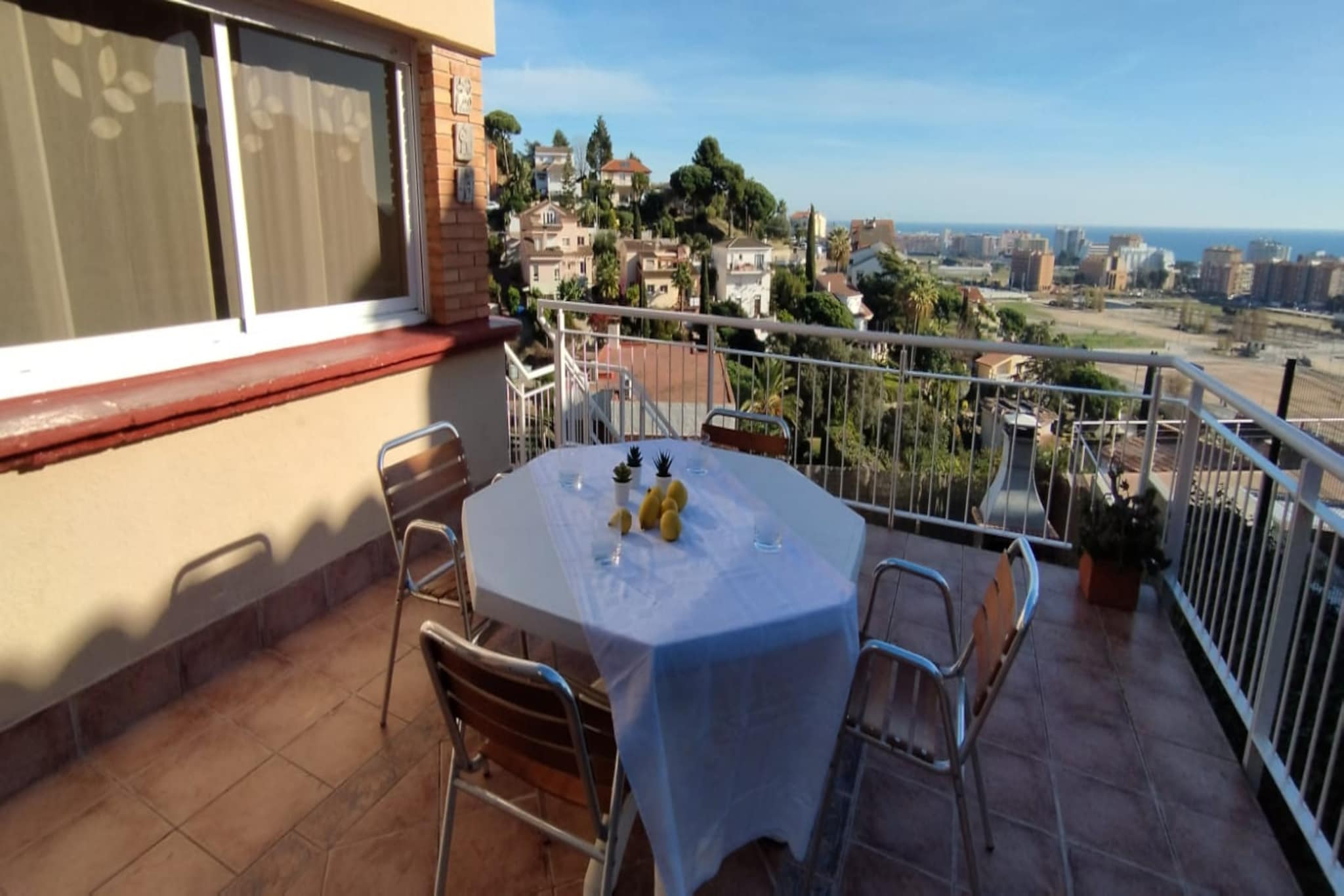 Vivalidays Casa Leo - Santa Susanna-Balcon-terrasse
