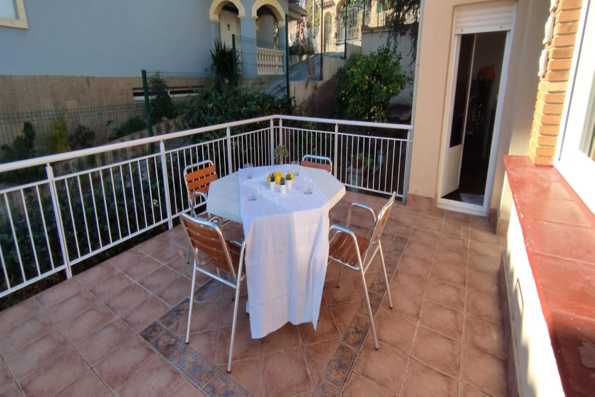 Vivalidays Casa Leo - Santa Susanna-Terrasse