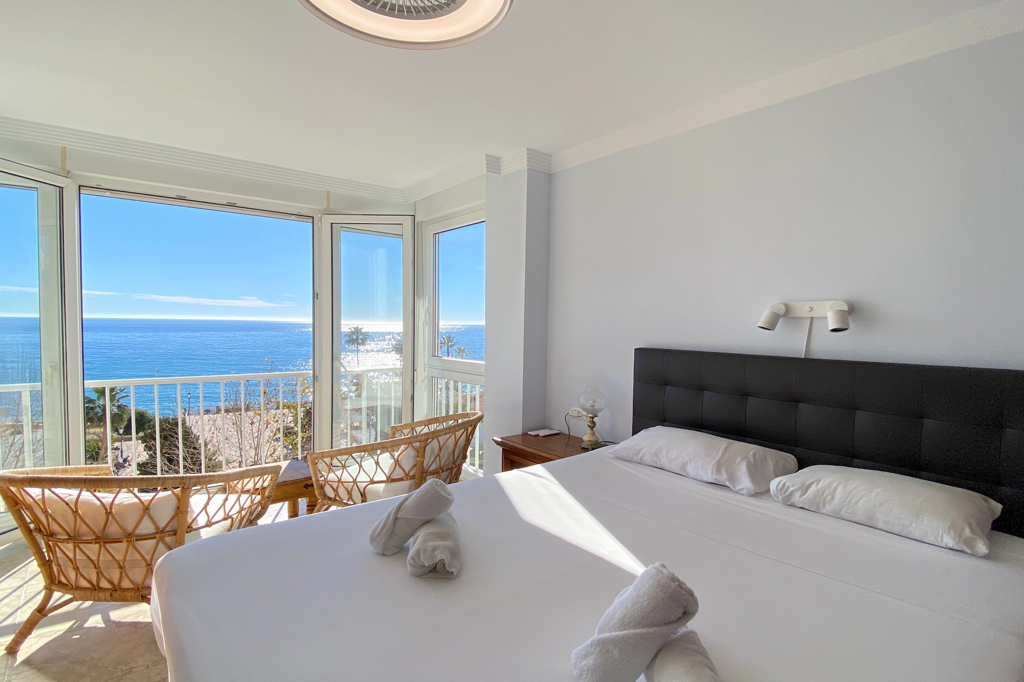 Delfin 3º3 Seaview by Casasol