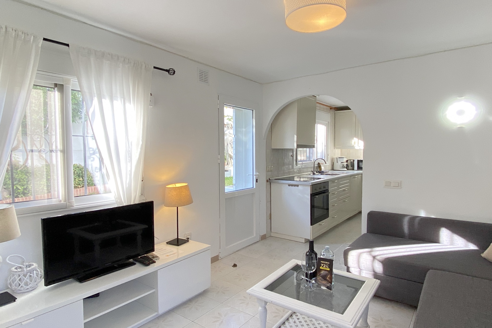 Villa Sandra Al Fresco Apartment by Casasol-Living room