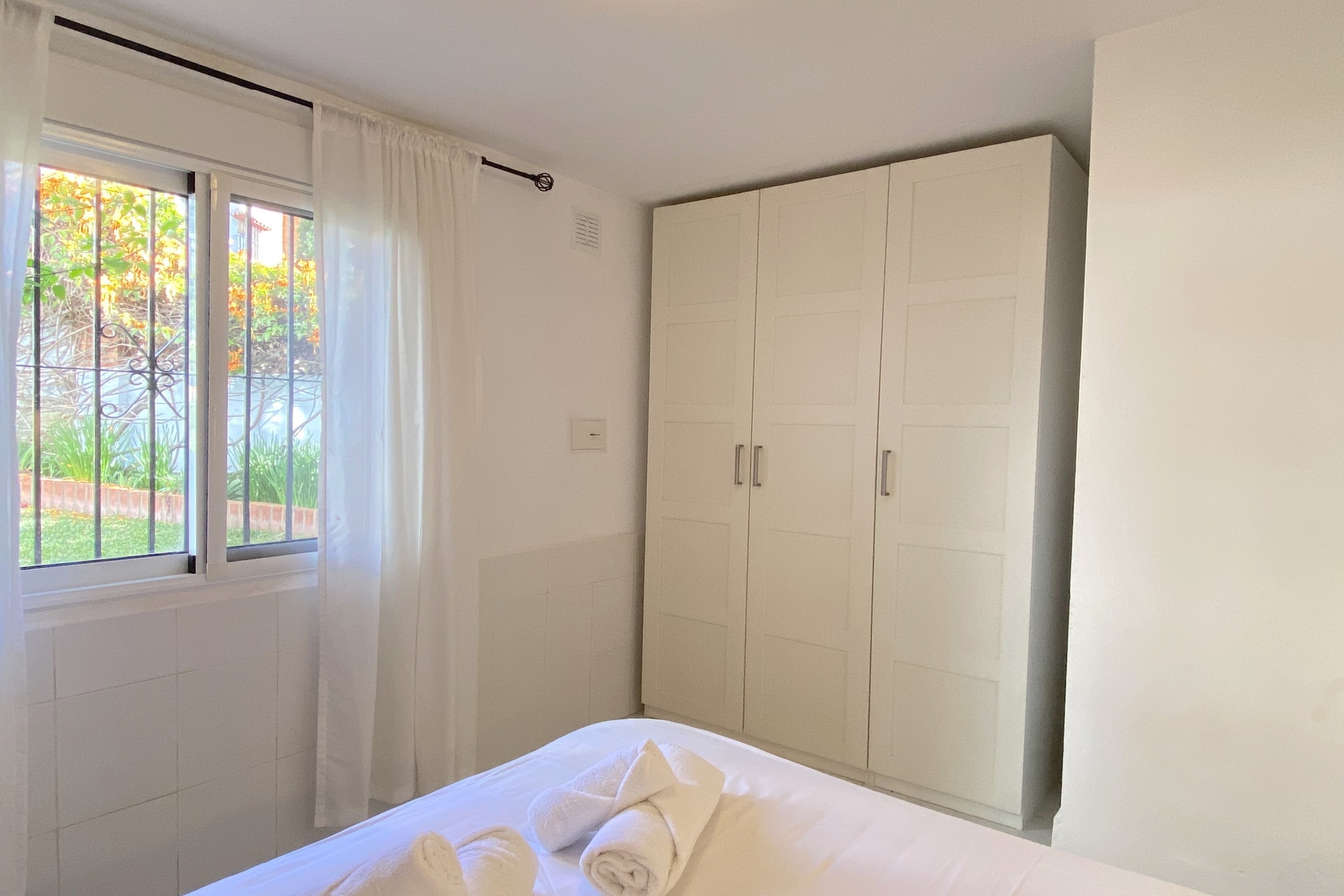 Villa Sandra Al Fresco Apartment by Casasol-Bedroom