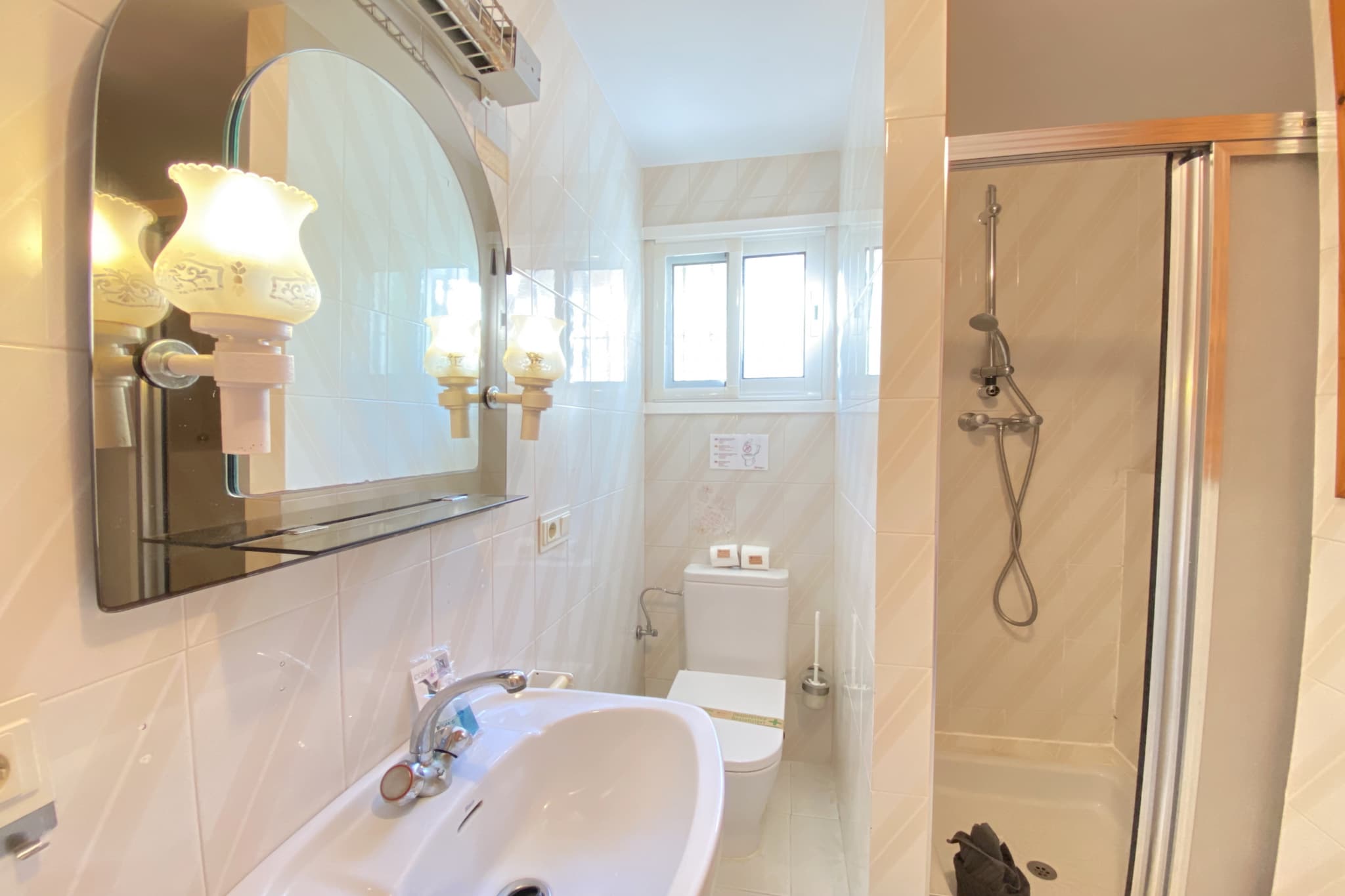 Villa Sandra Al Fresco Apartment by Casasol-Bathroom