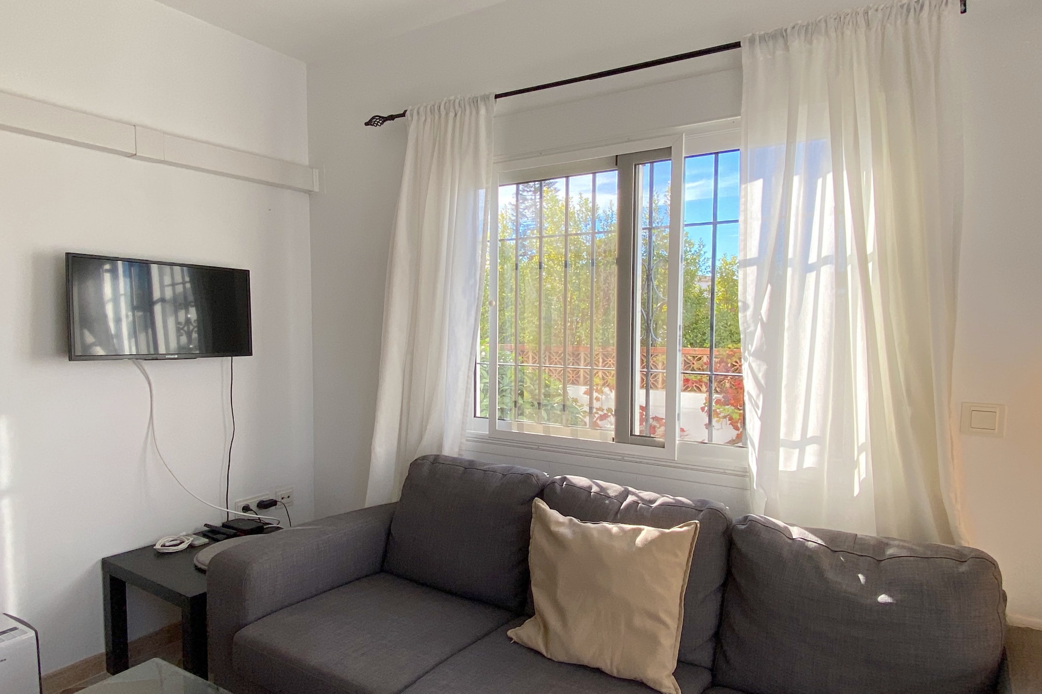 Villa Sandra Little Haven Apartment by Casasol-Salon