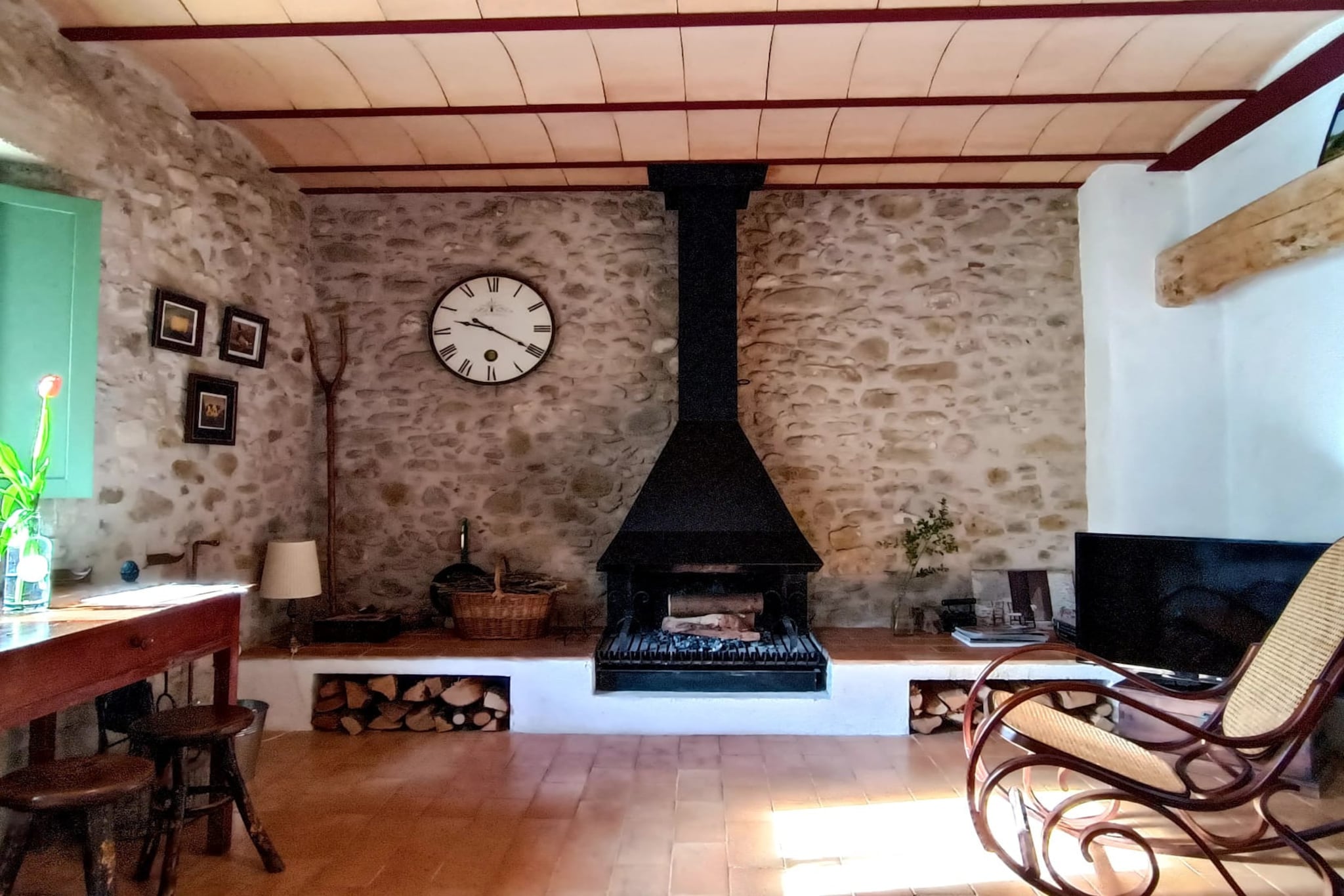 Vivalidays Casa Rural Anna   Mieres  Gerona-Woonkamer