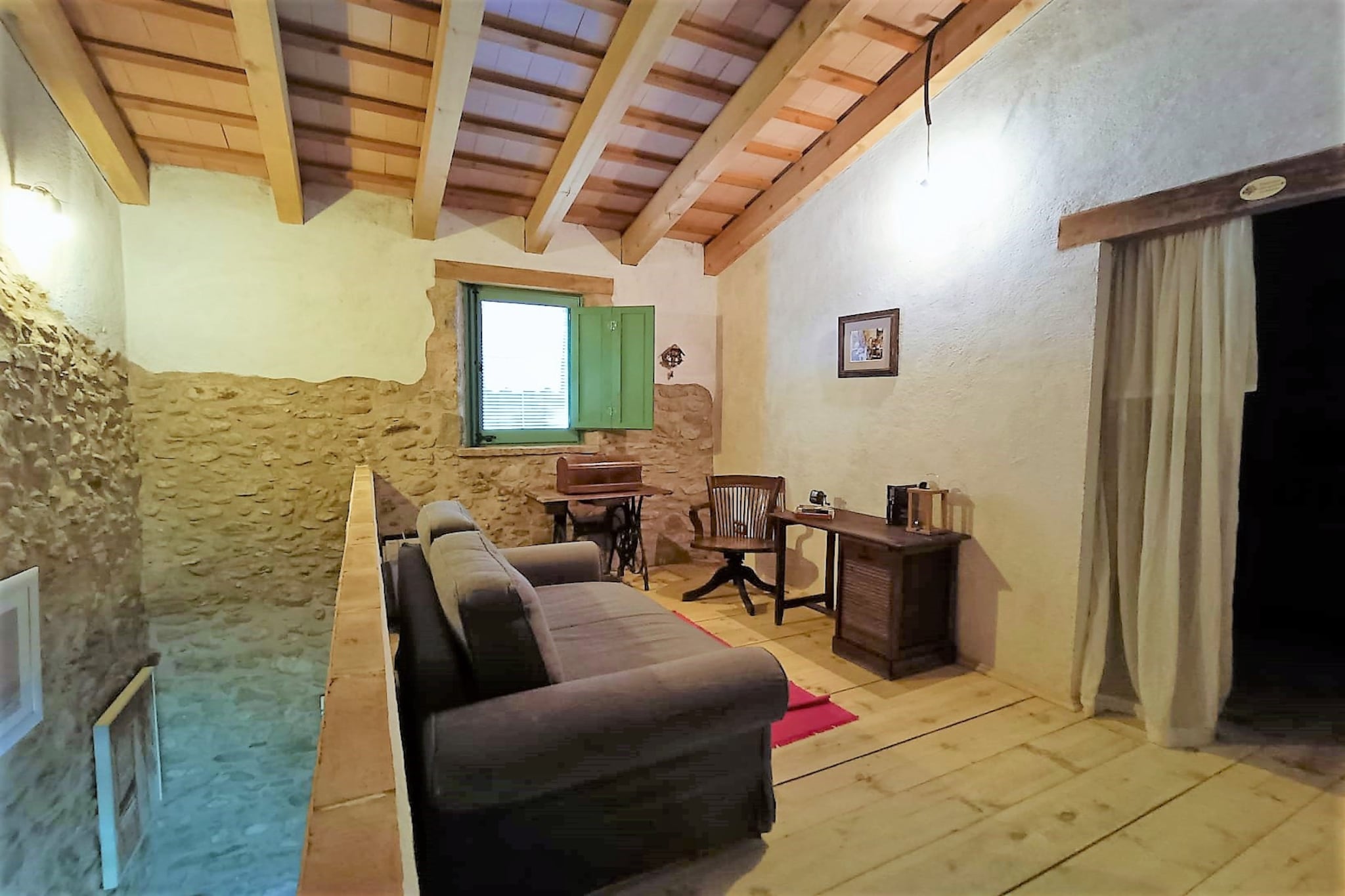 Vivalidays Casa Rural Anna   Mieres  Gerona-Woonkamer