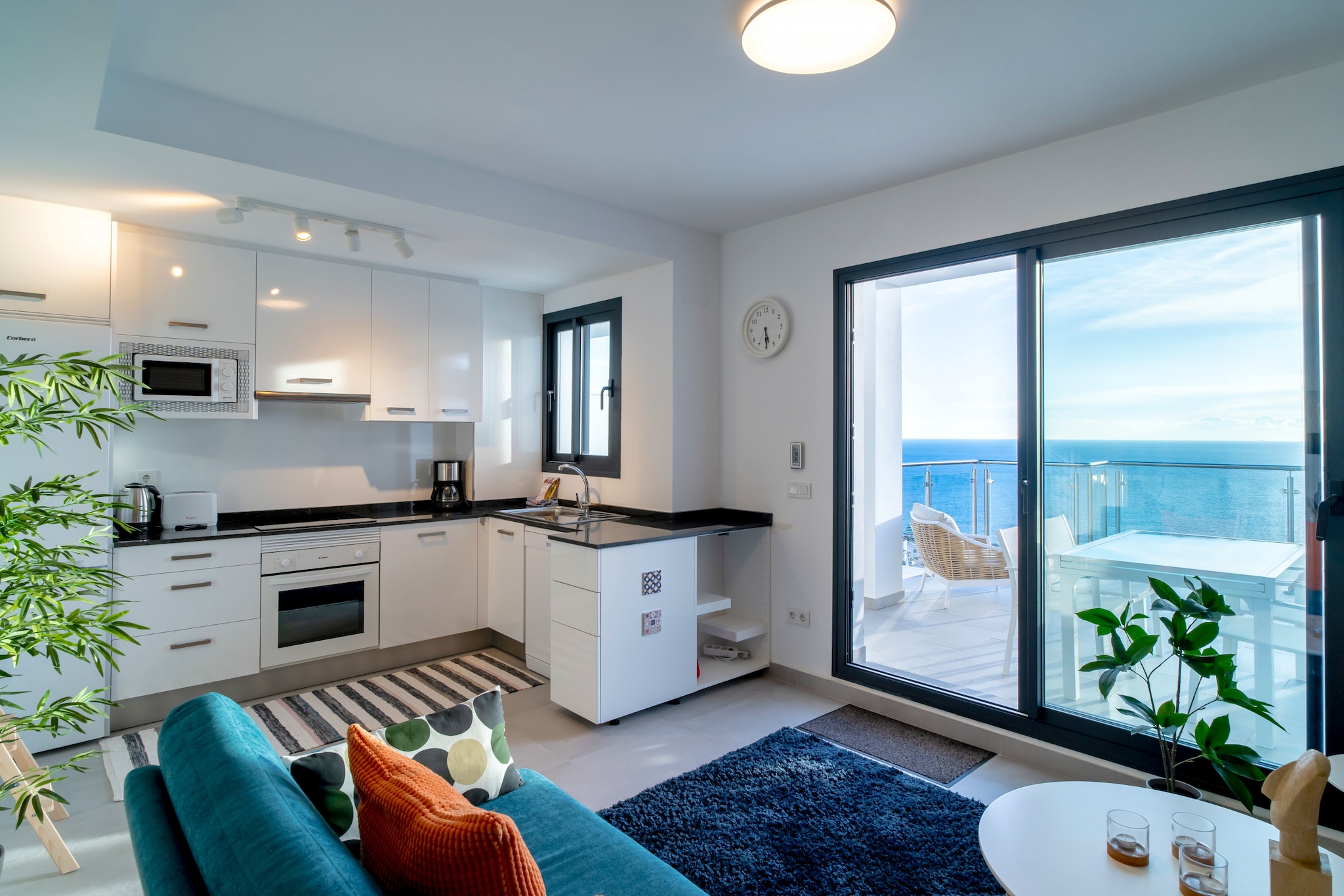 Terrazas de Ladera Duplex 7 by Casasol-Cuisine