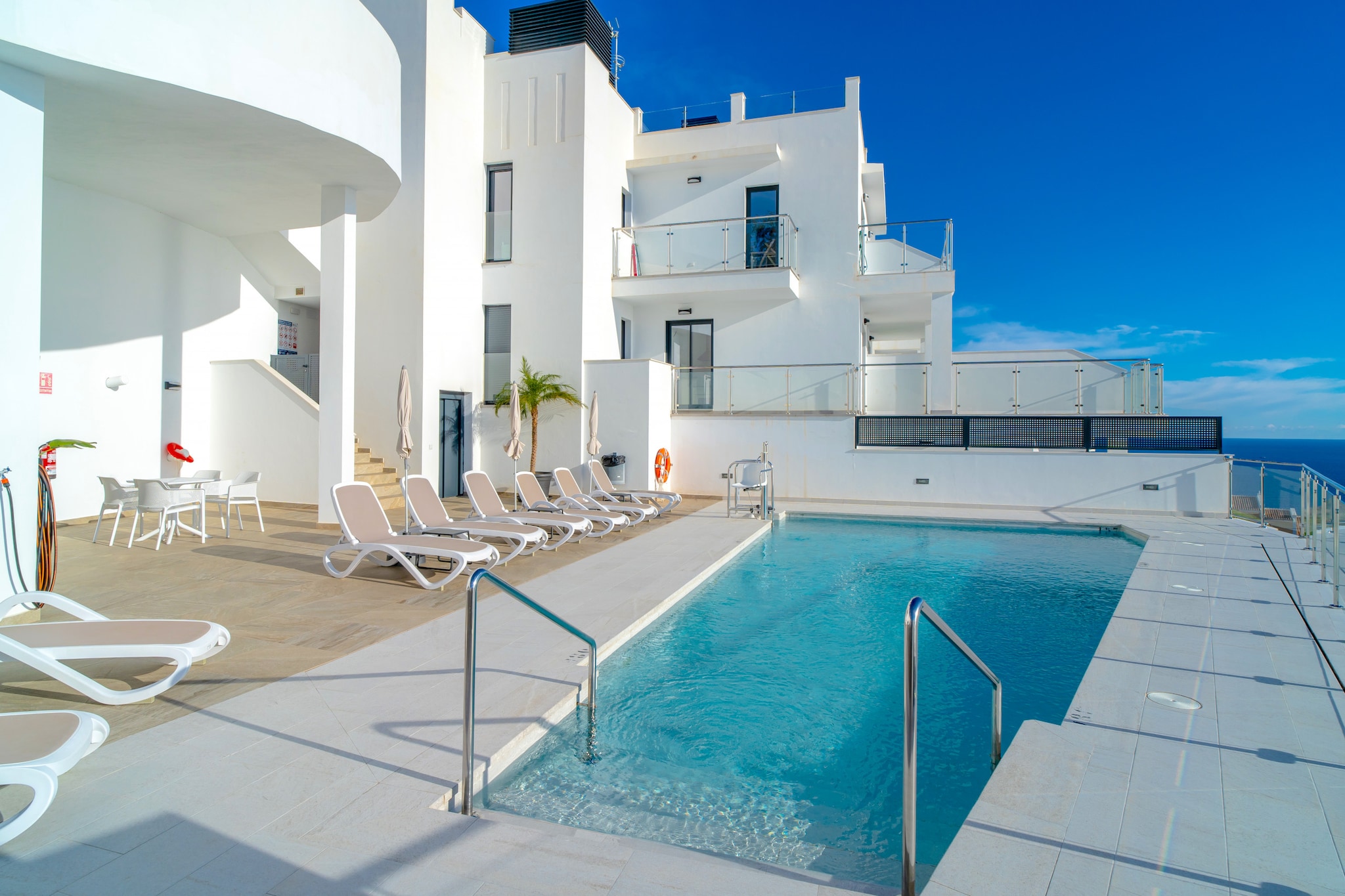 Terrazas de Ladera Duplex 7 by Casasol-Extérieur été