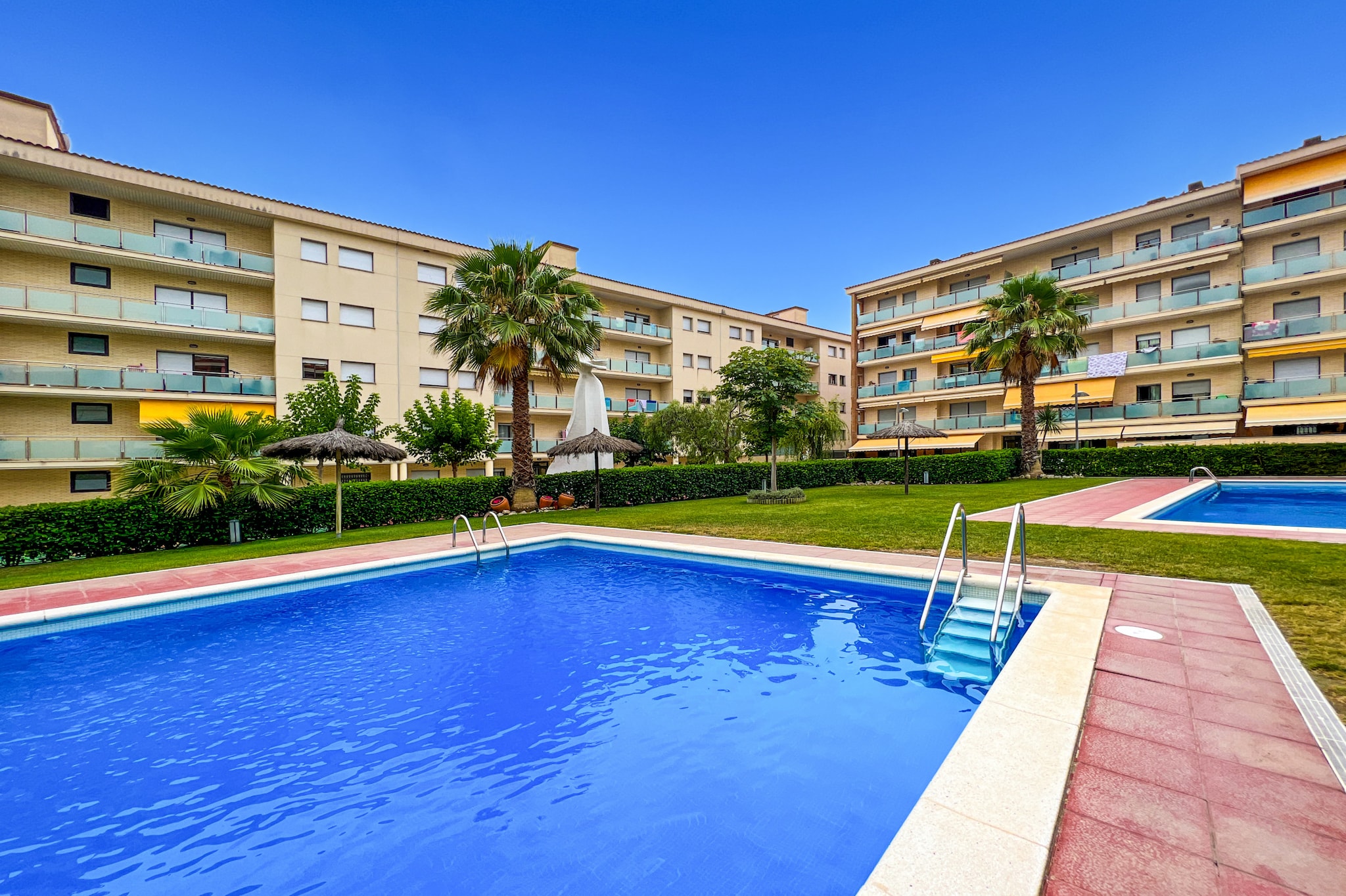 Vivalidays Elia - Fenals - LLoret de Mar-Schwimmbad