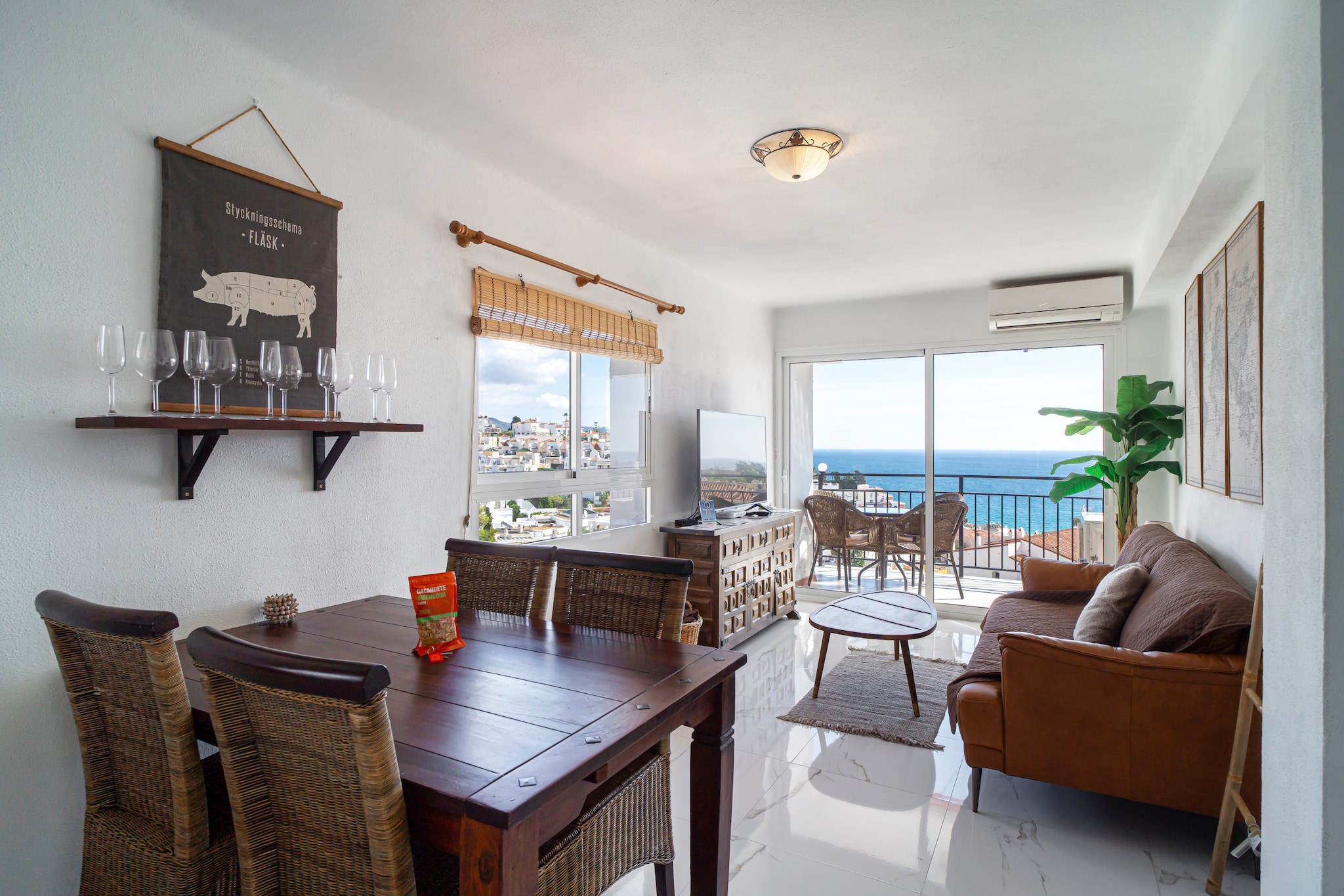 Miami 44 Seaview  by Casasol-Salon