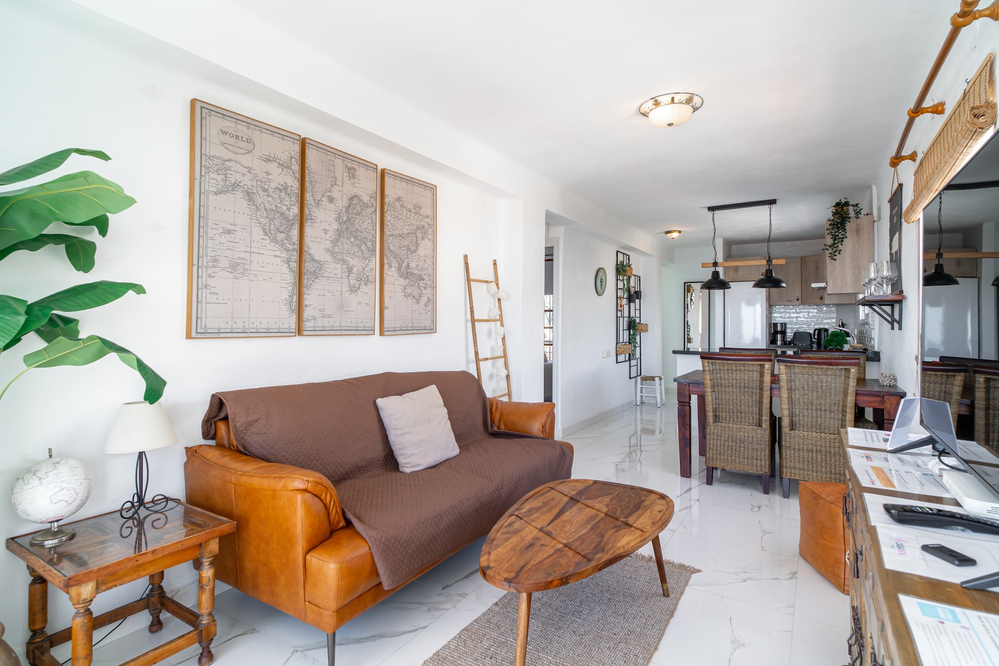 Miami 44 Seaview  by Casasol-Salon