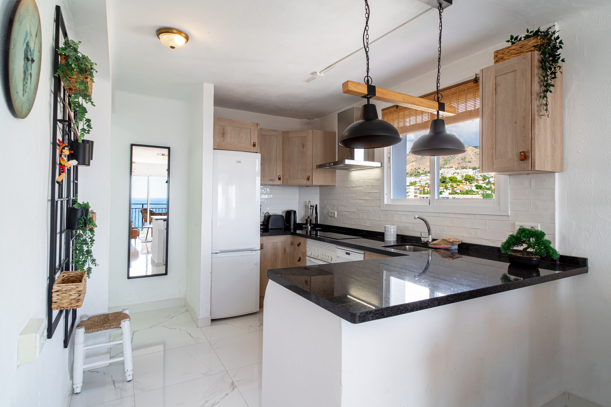 Miami 44 Seaview  by Casasol-Cuisine