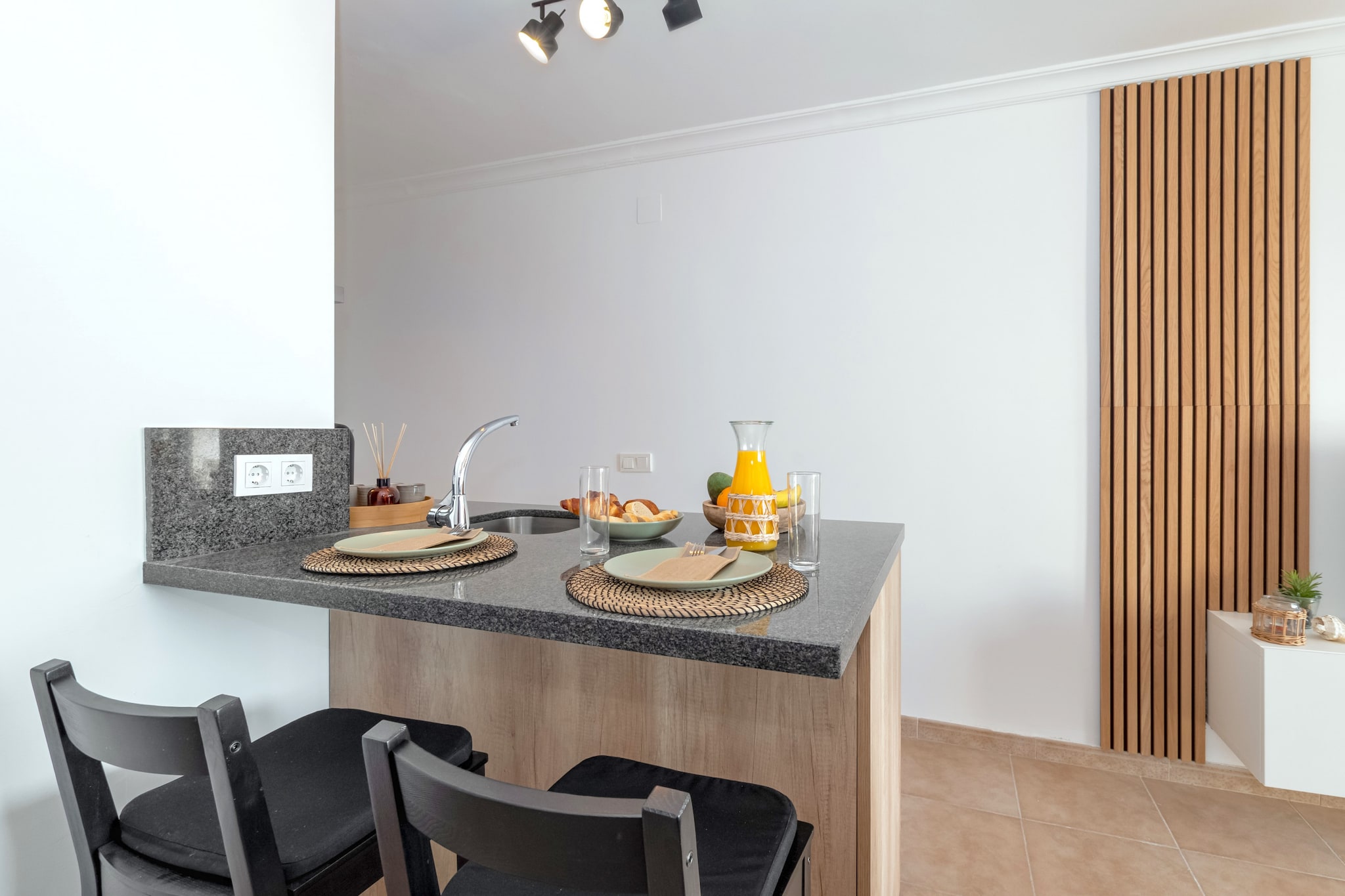 Arce 11 Torrecilla Beach by Casasol-Cuisine