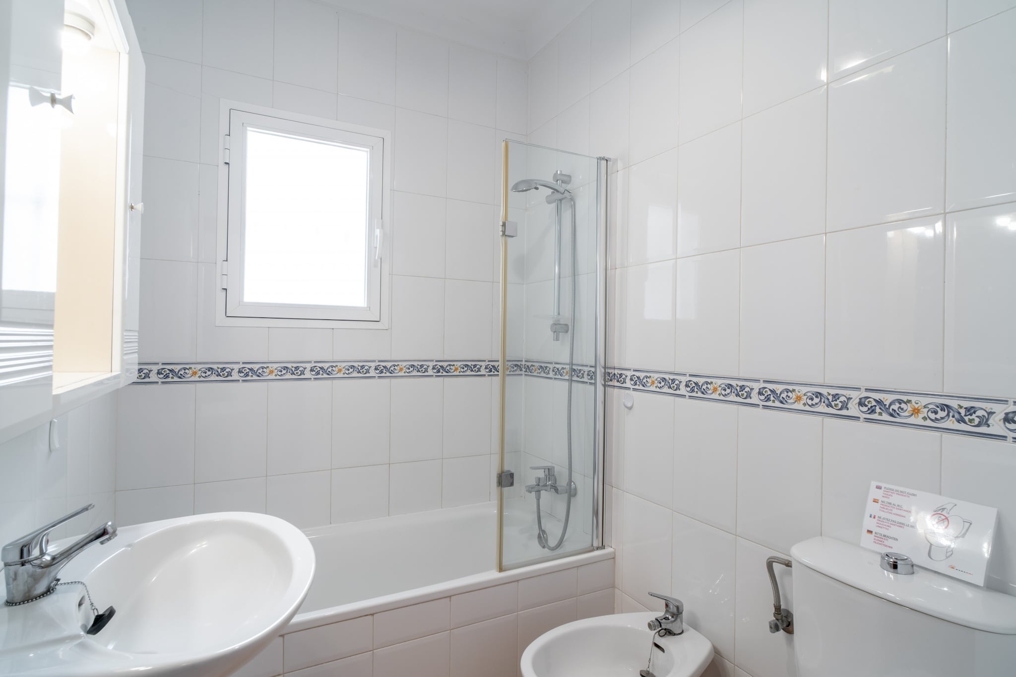 Toboso  1C Torrecilla Beach Paradise by Casasol-Salle de bain