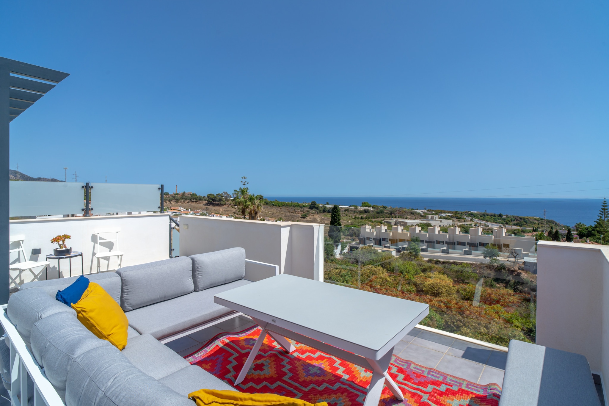 Villa Luxuria Private Pool by Casasol-Terrassenbalkon