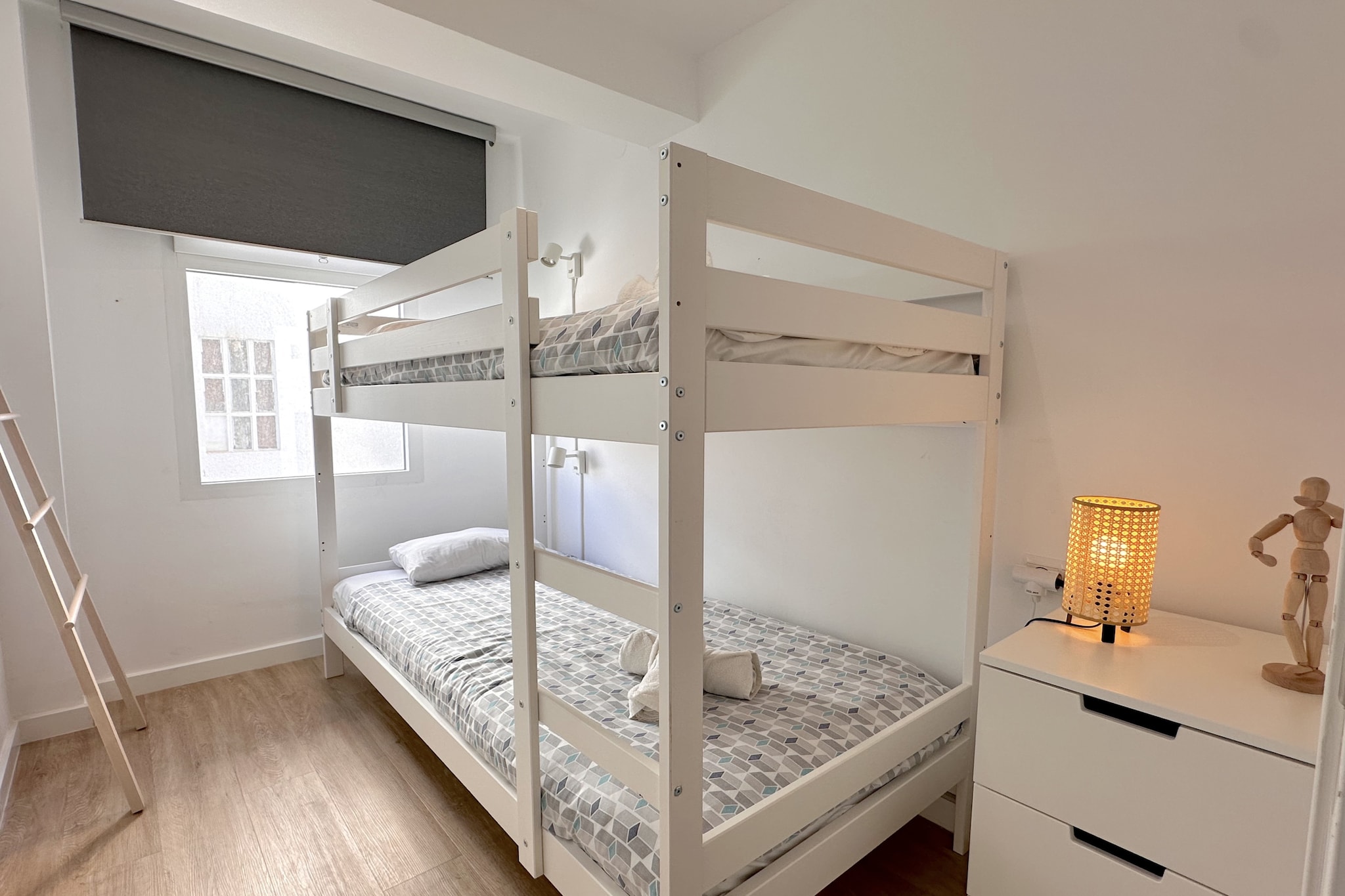 Gaviota 3º3 Central Living by Casasol-Schlafzimmer