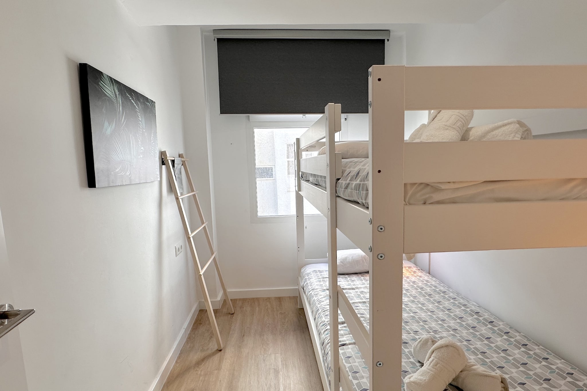 Gaviota 3º3 Central Living by Casasol-Schlafzimmer