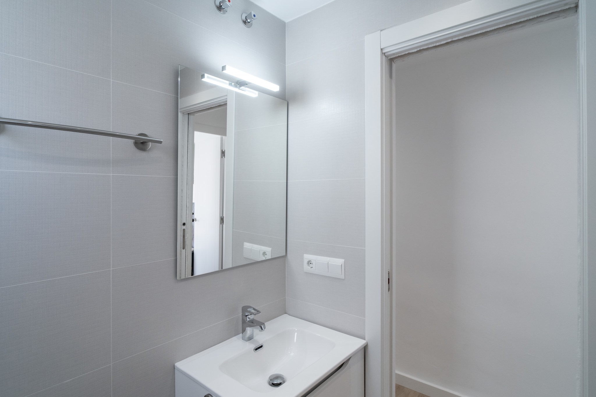 Gaviota 3º3 Central Living by Casasol-Badezimmer