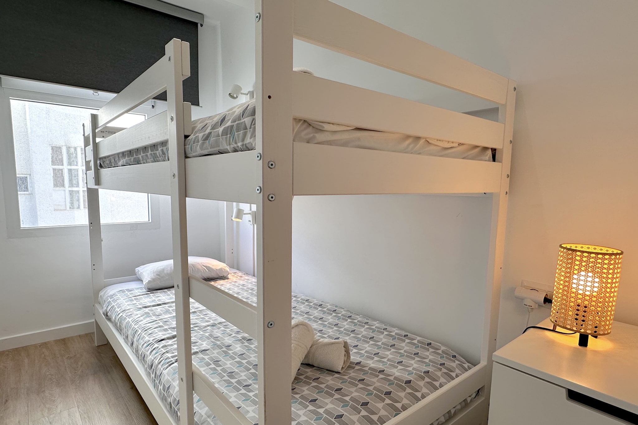Gaviota 3º3 Central Living by Casasol-Schlafzimmer