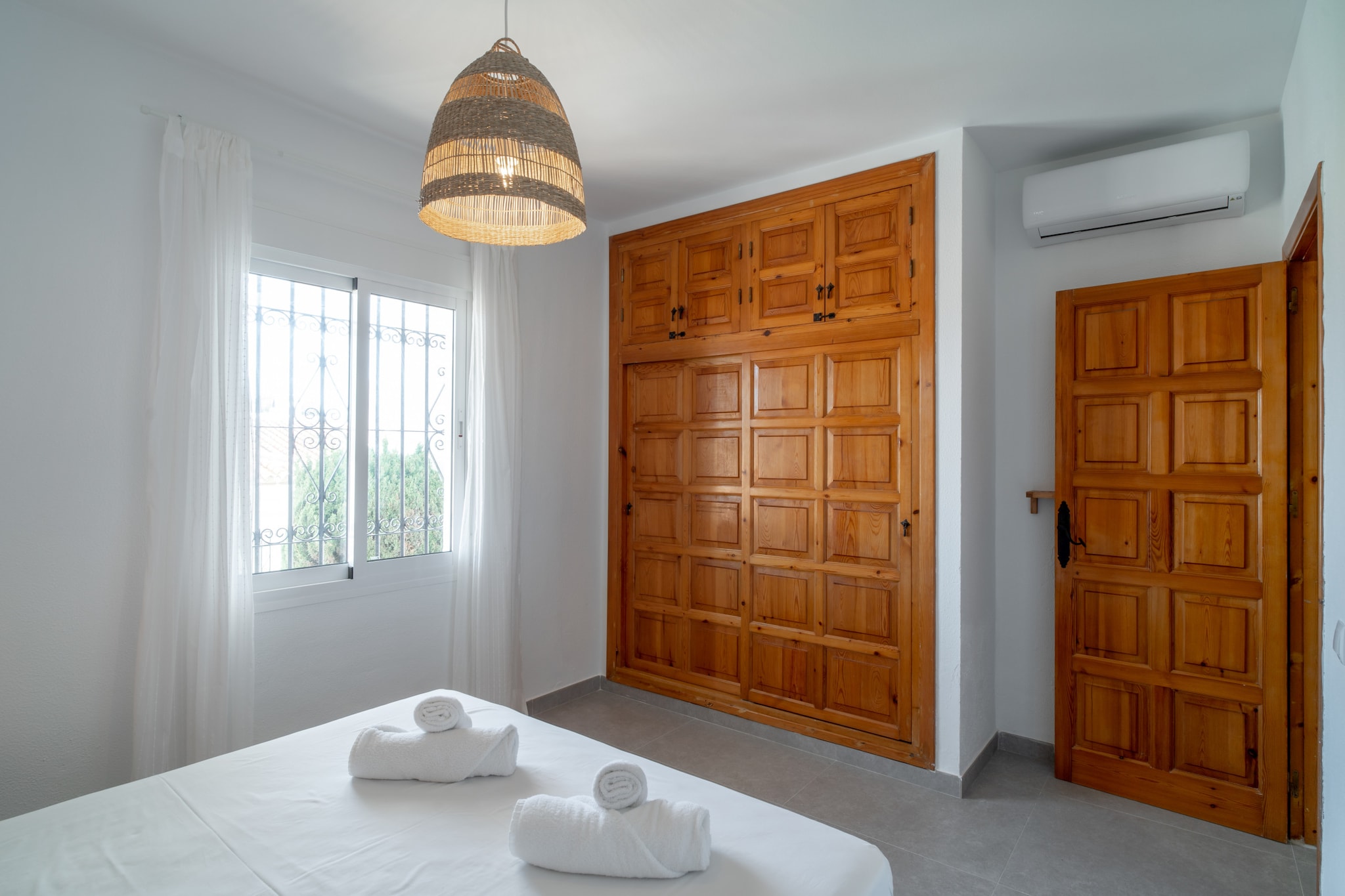 Villa Sofia Seaview Dreamscape by Casasol-Schlafzimmer