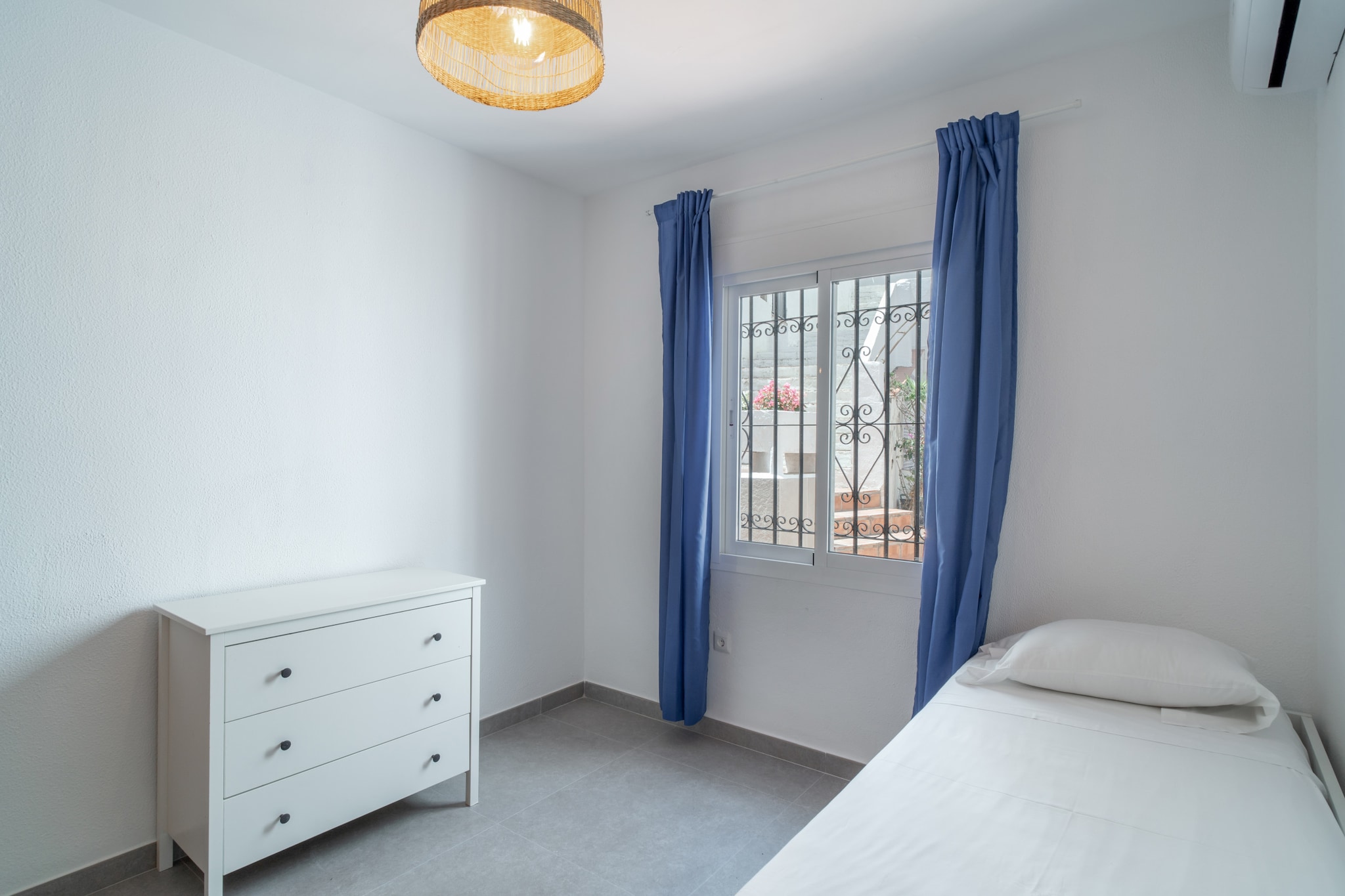 Villa Sofia Seaview Dreamscape by Casasol-Schlafzimmer