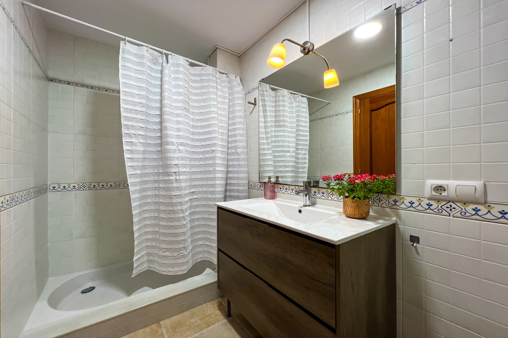 Vivalidays Montserrat - Blanes-Badezimmer