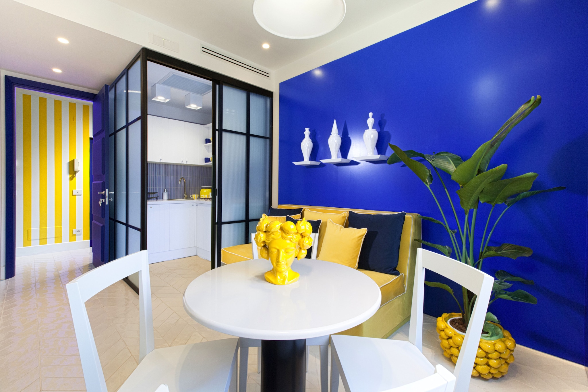Casa Mama lemon-Woonkamer