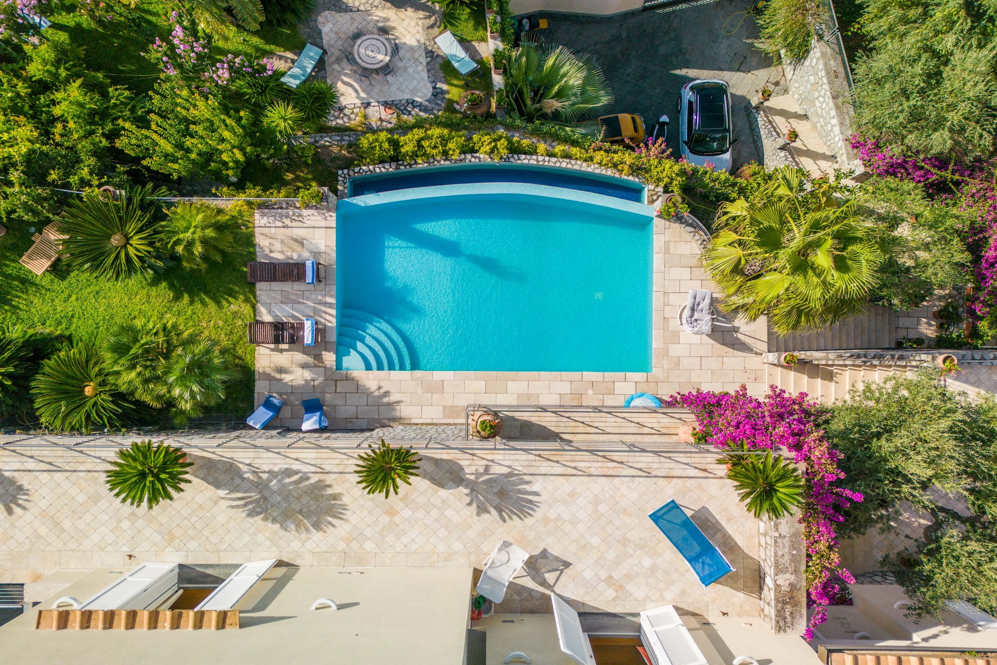 poolofhouse