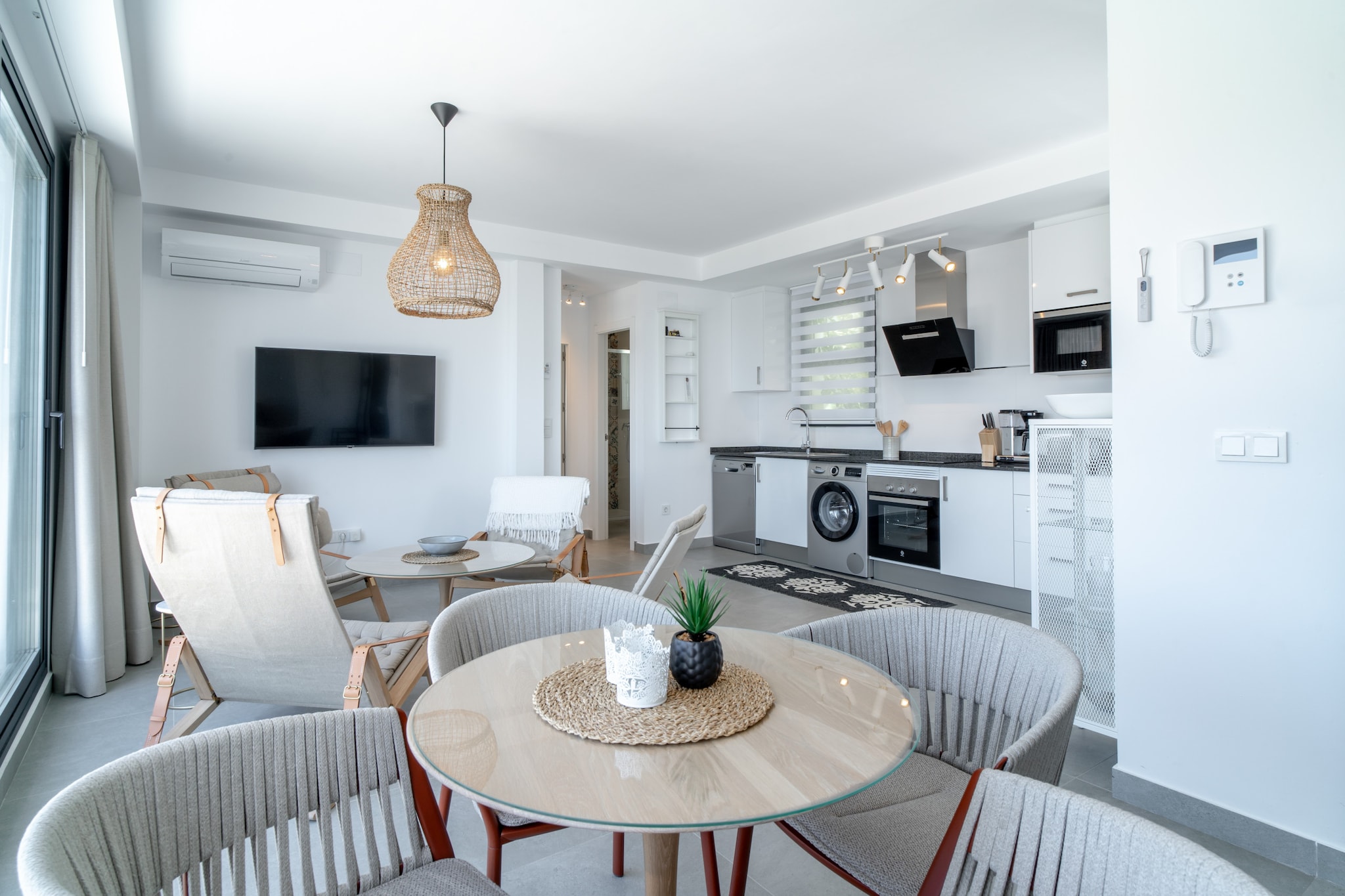 Penthouse Balcon del Mar 122 by Casasol-Dining room