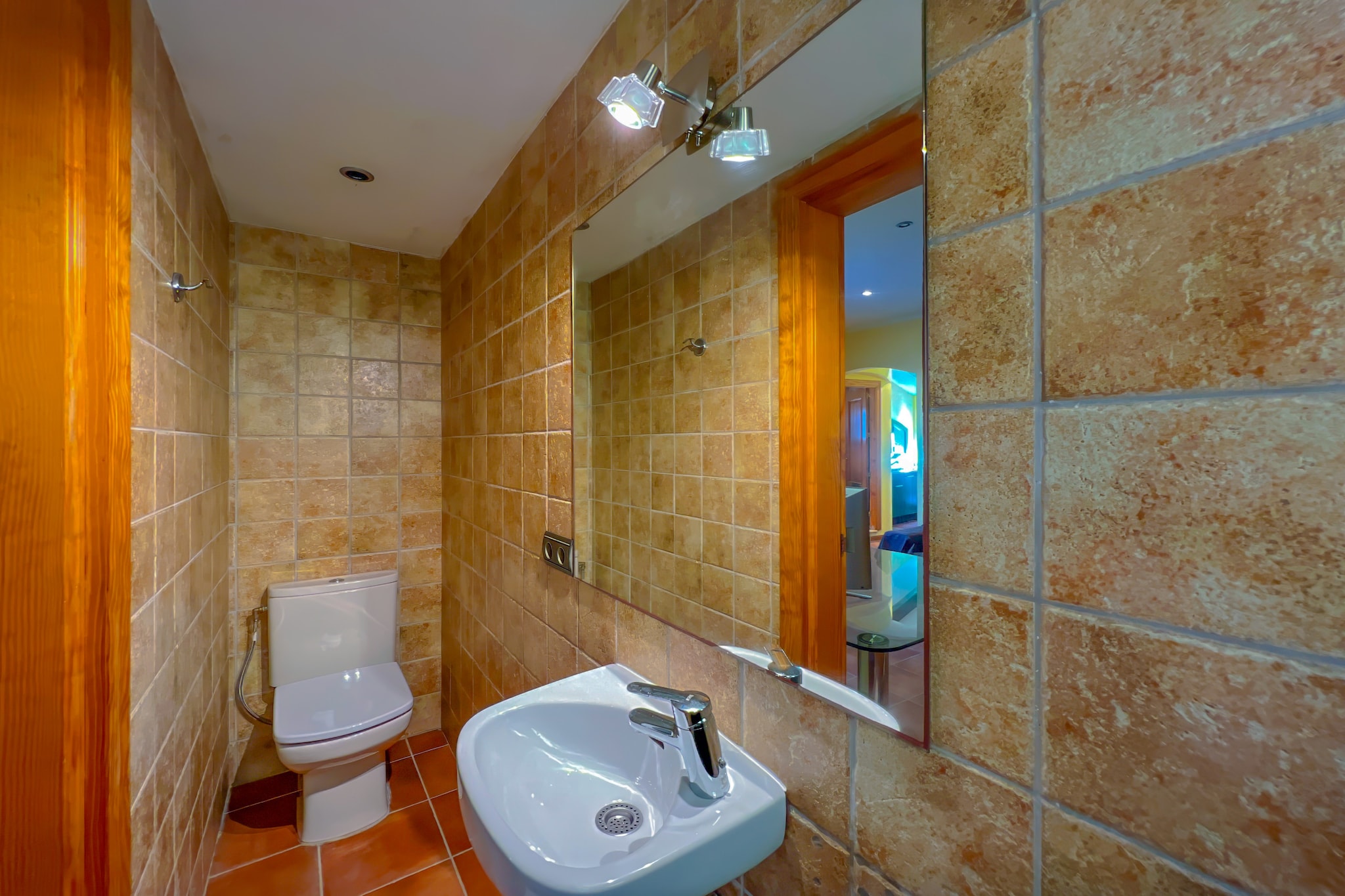 Vivalidays Casa Palamos - Costa Brava-Badezimmer