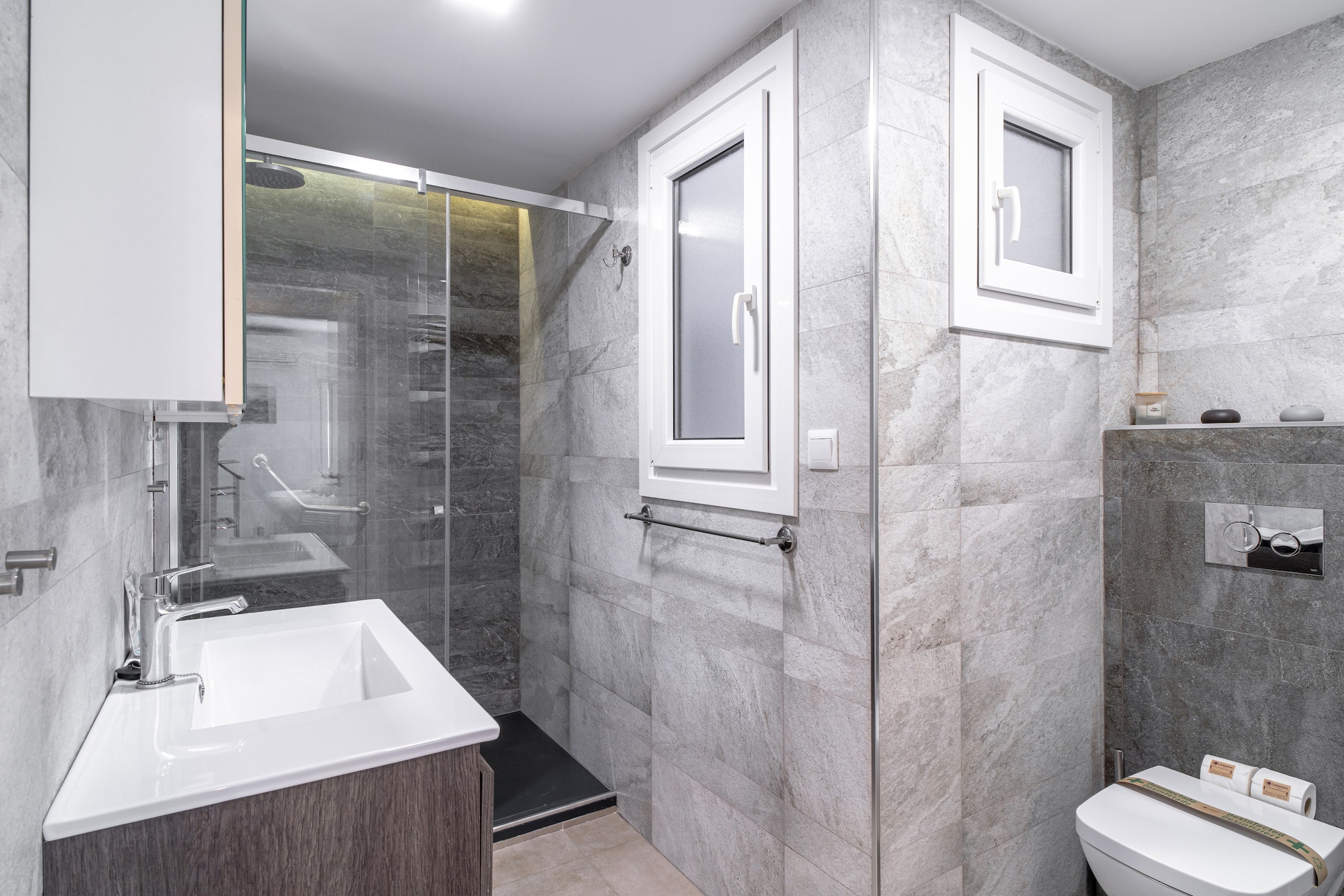 Apartamento Urban Suite by Casasol-Bathroom