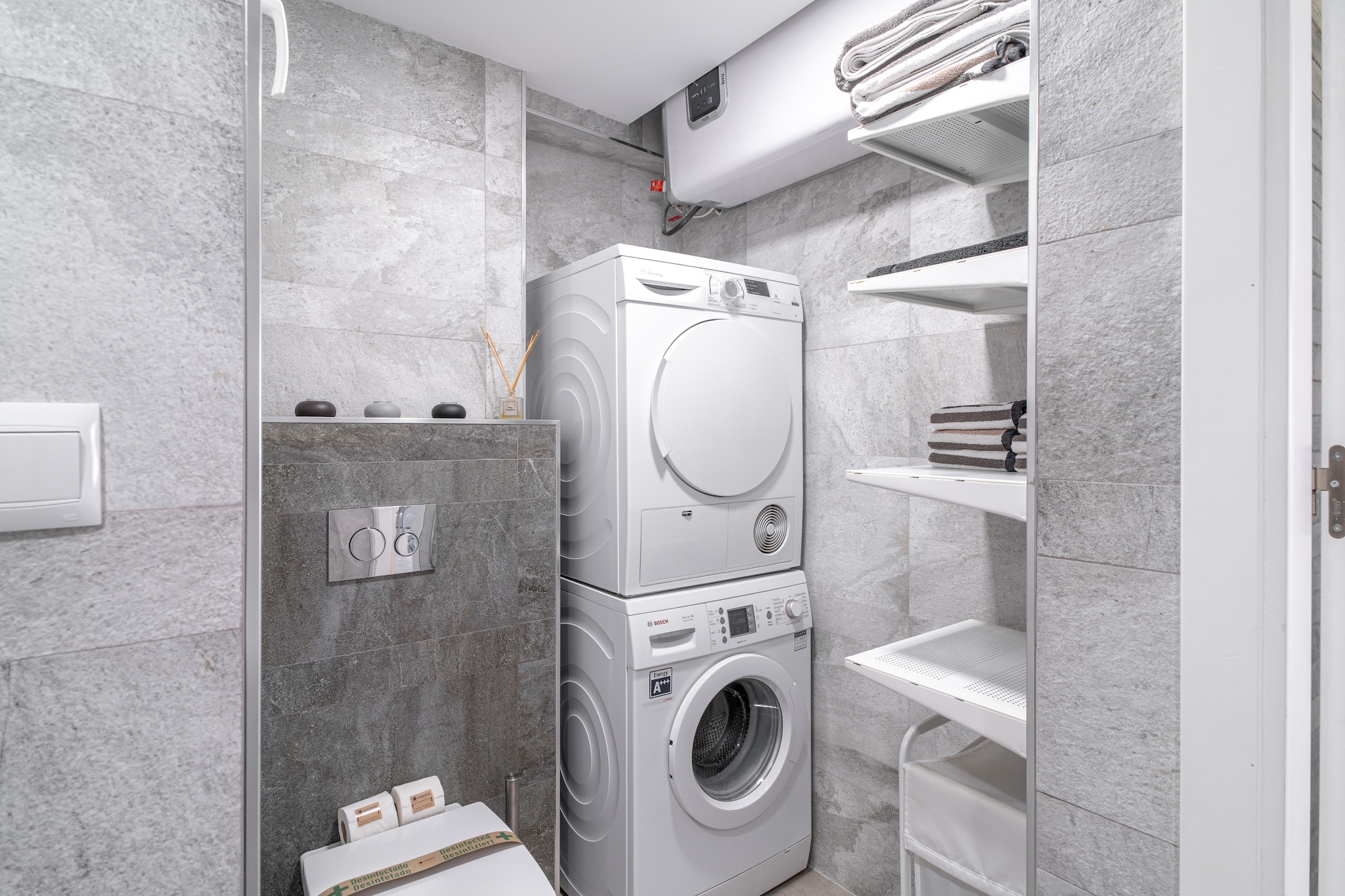 Apartamento Urban Suite by Casasol-Bathroom