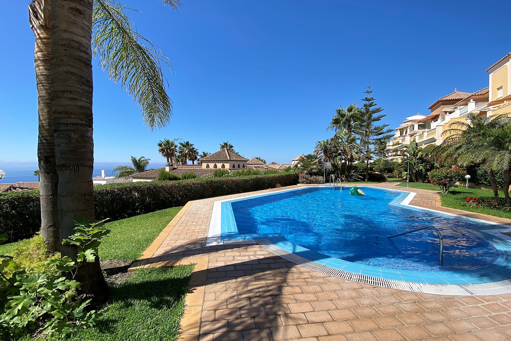 Senorio de Capistrano by Casasol-Schwimmbad