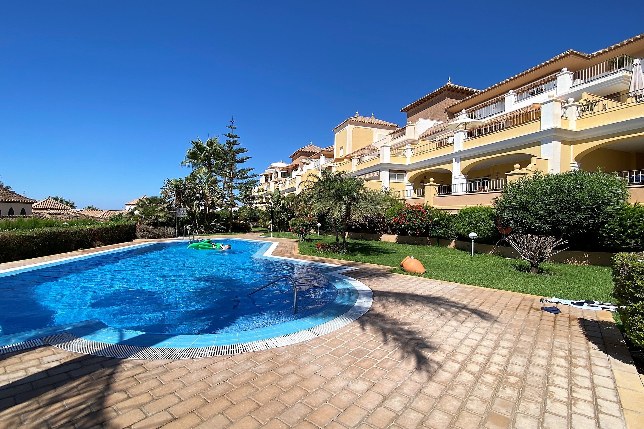 Senorio de Capistrano by Casasol