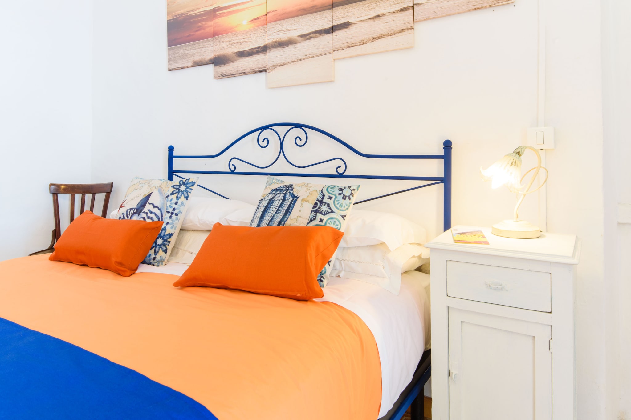 Romantic Antica Sponda-Bedroom