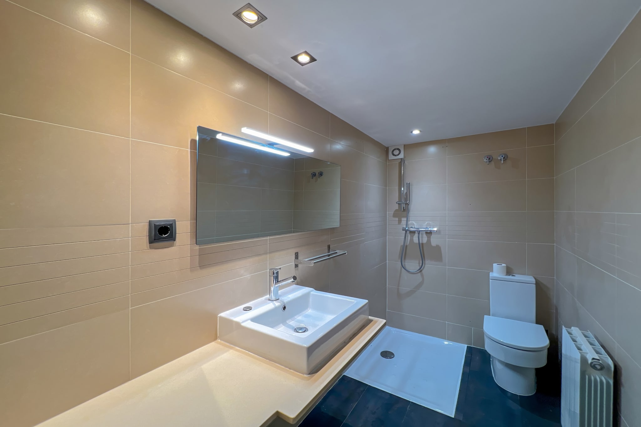 Vivalidays Villa Amatista - Caldes d' Estrac-Salle de bain