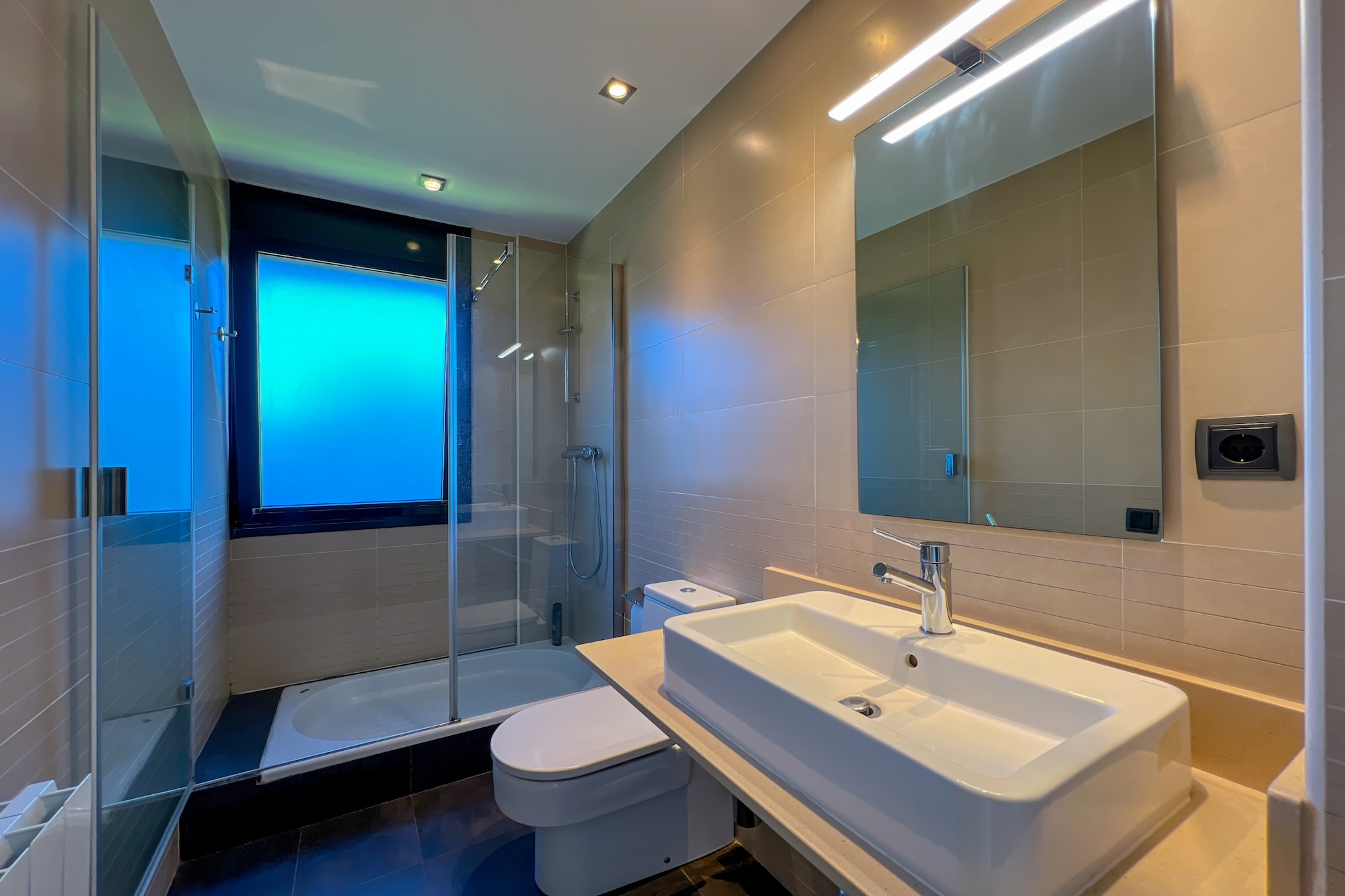 Vivalidays Villa Amatista - Caldes d' Estrac-Salle de bain