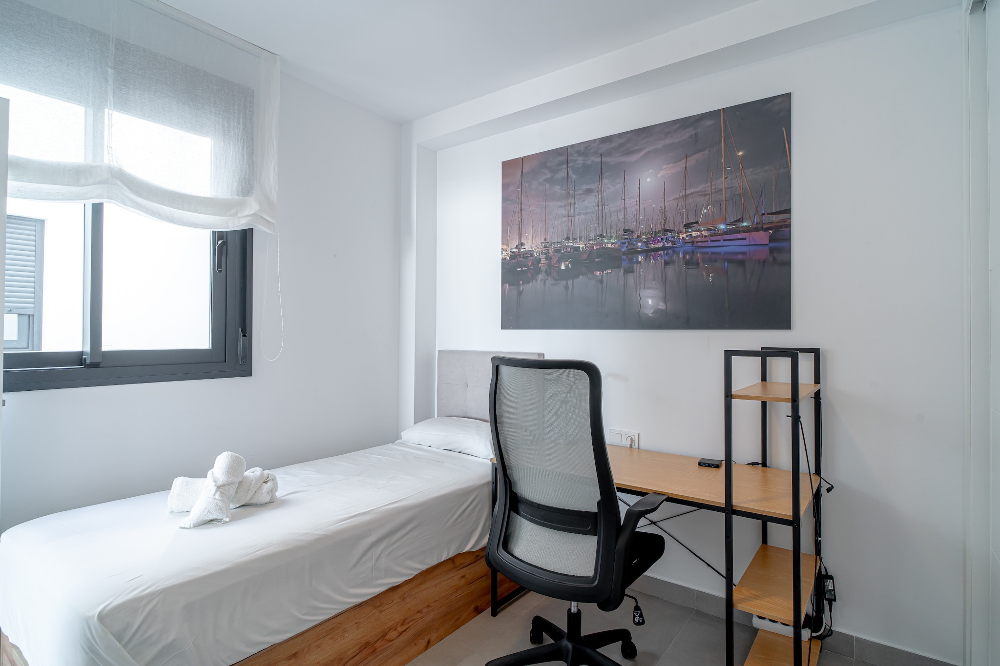Terrazas de Ladera Duplex 3 by Casasol-Schlafzimmer
