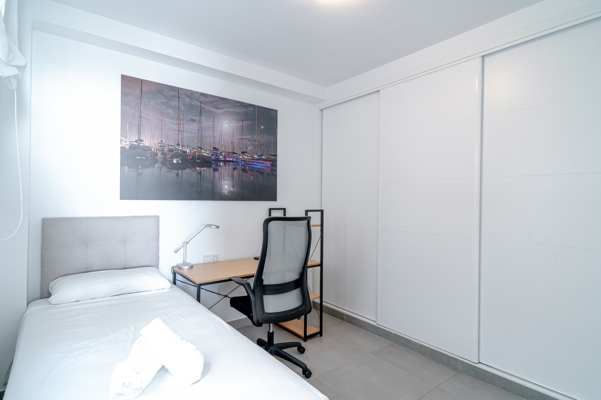 Terrazas de Ladera Duplex 3 by Casasol-Schlafzimmer