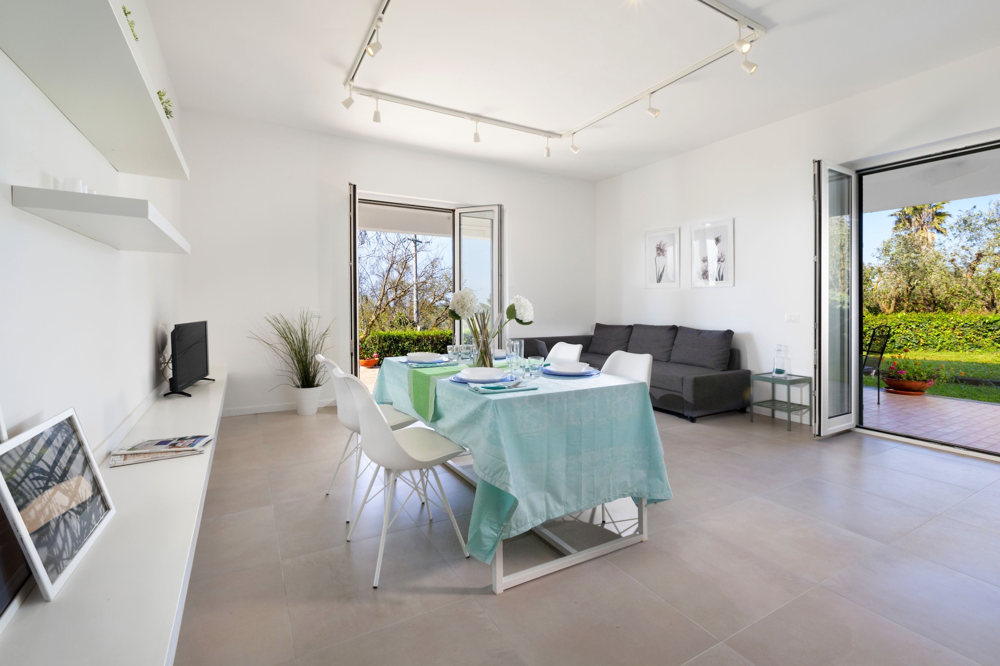Estate4home - Villa Corinna-Dining room