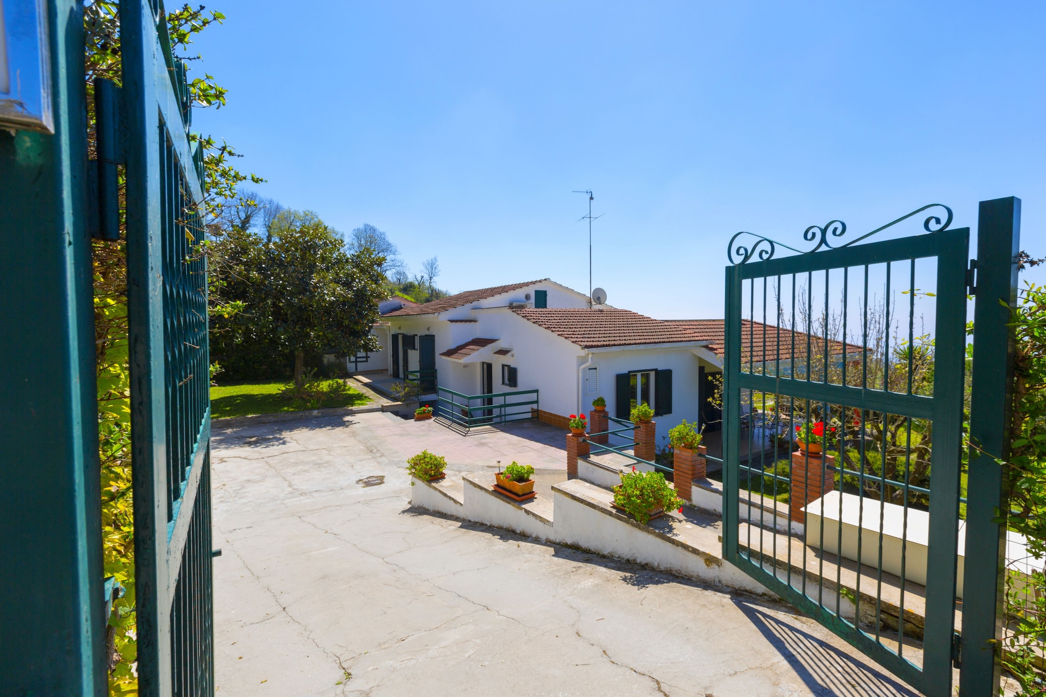 Estate4home - Villa Corinna-Outdoor